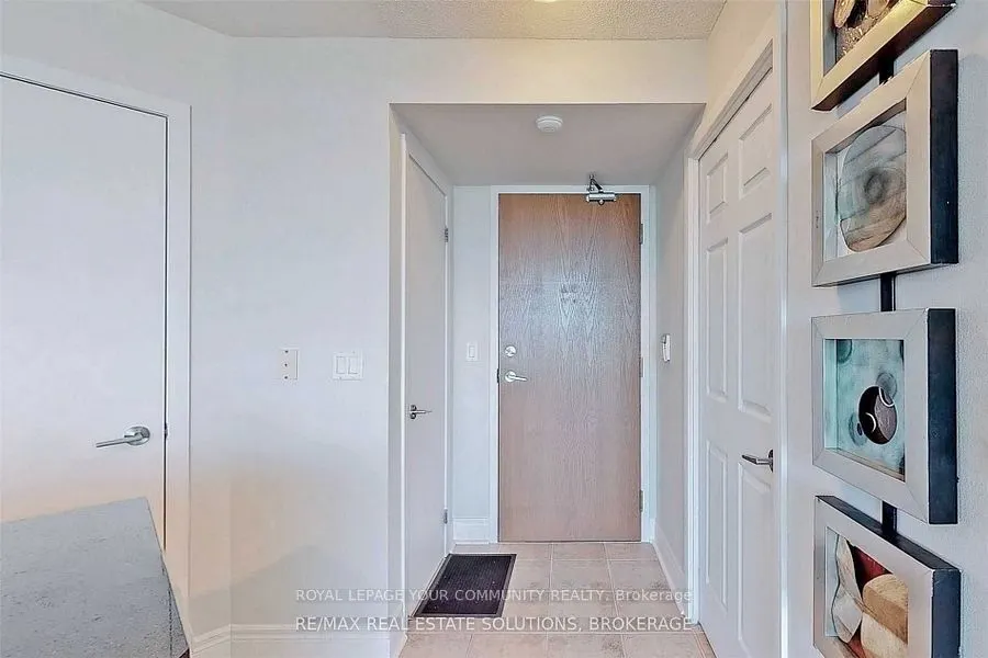 219 Fort York Boulevard, #1808