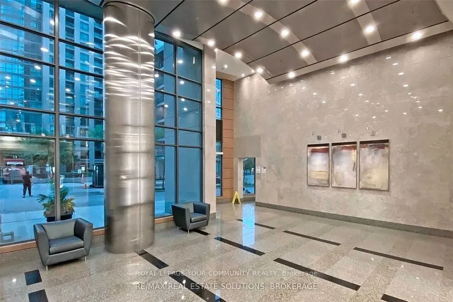 219 Fort York Boulevard, #1808