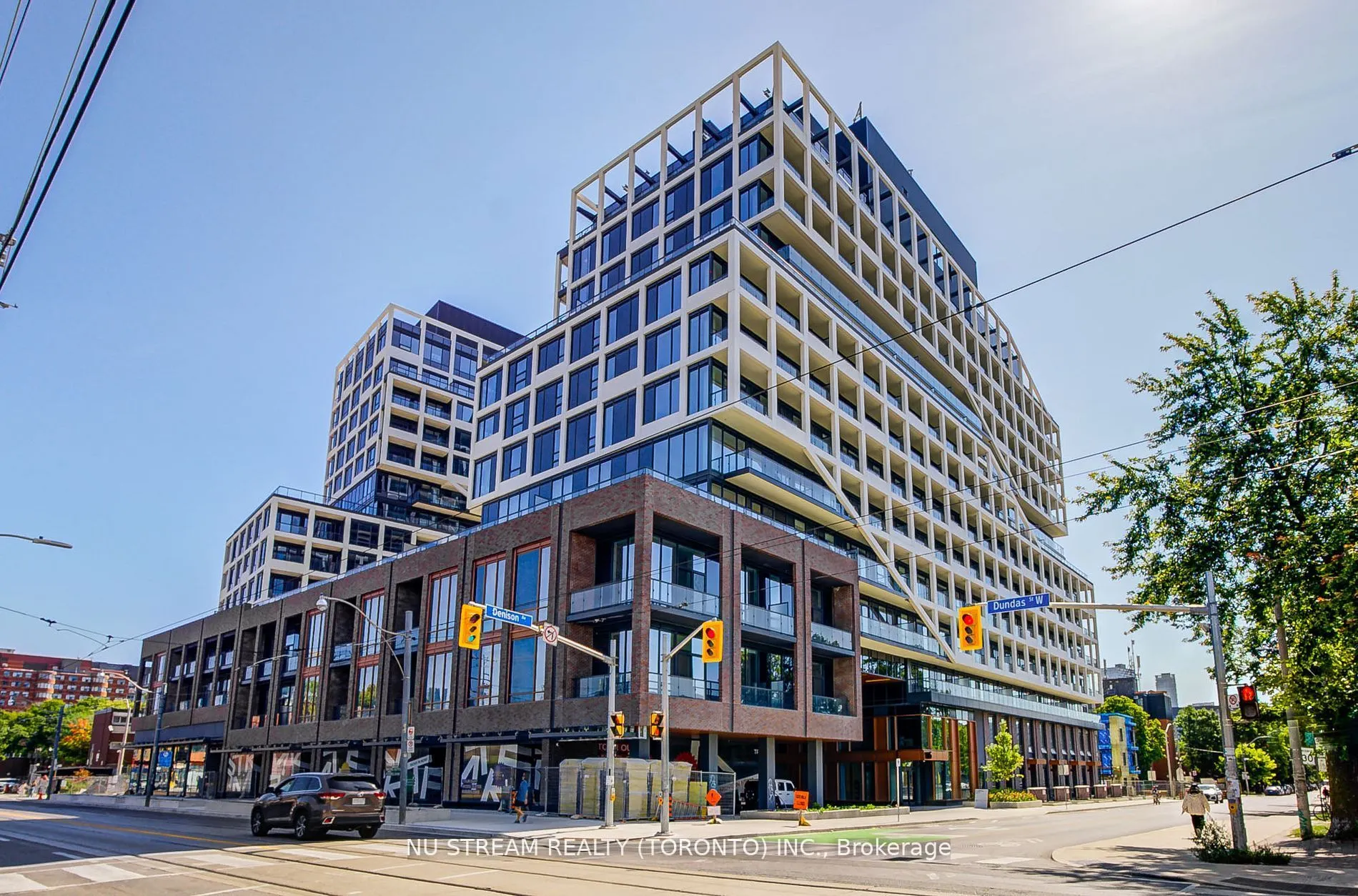 115 Denison Avenue, #620
