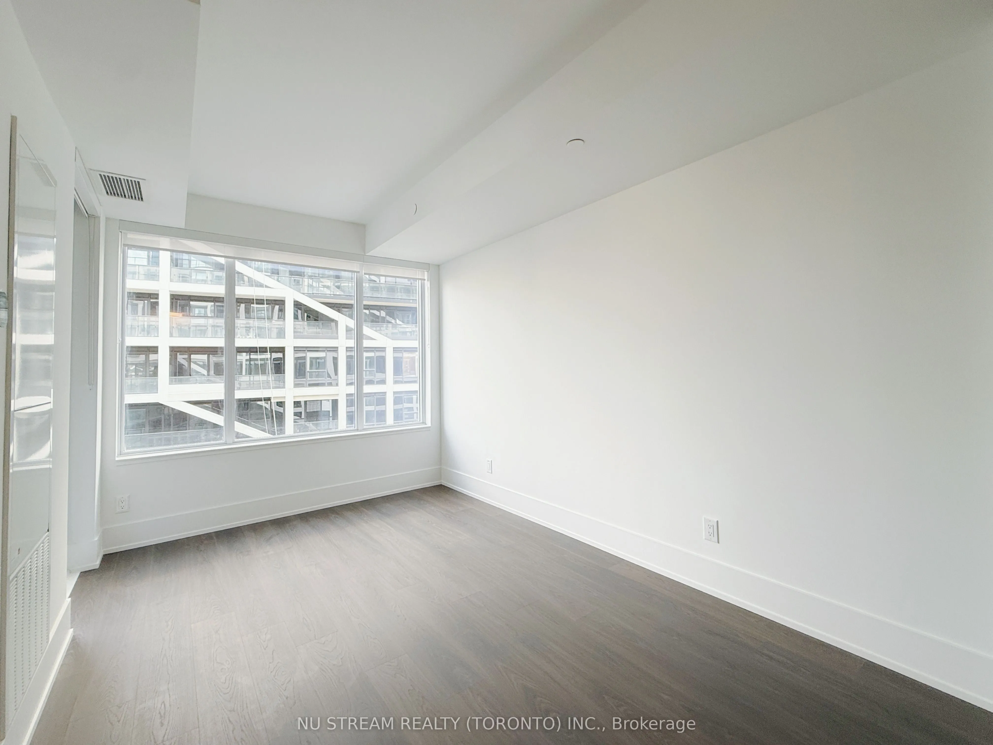 115 Denison Avenue, #618