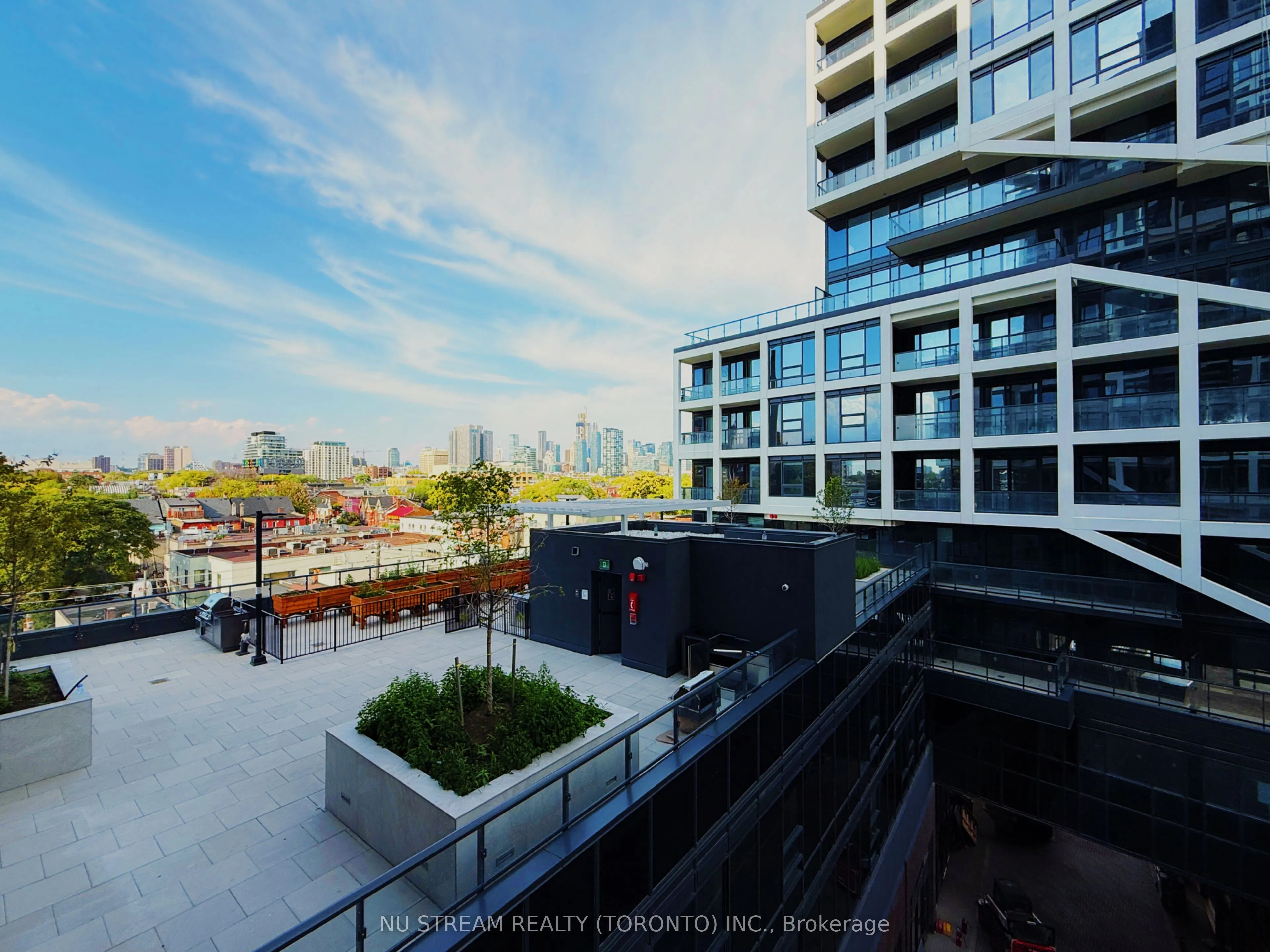 115 Denison Avenue, #618