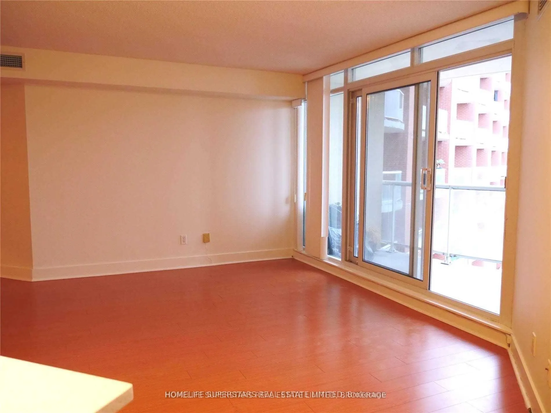 550 Queens Quay W, #708