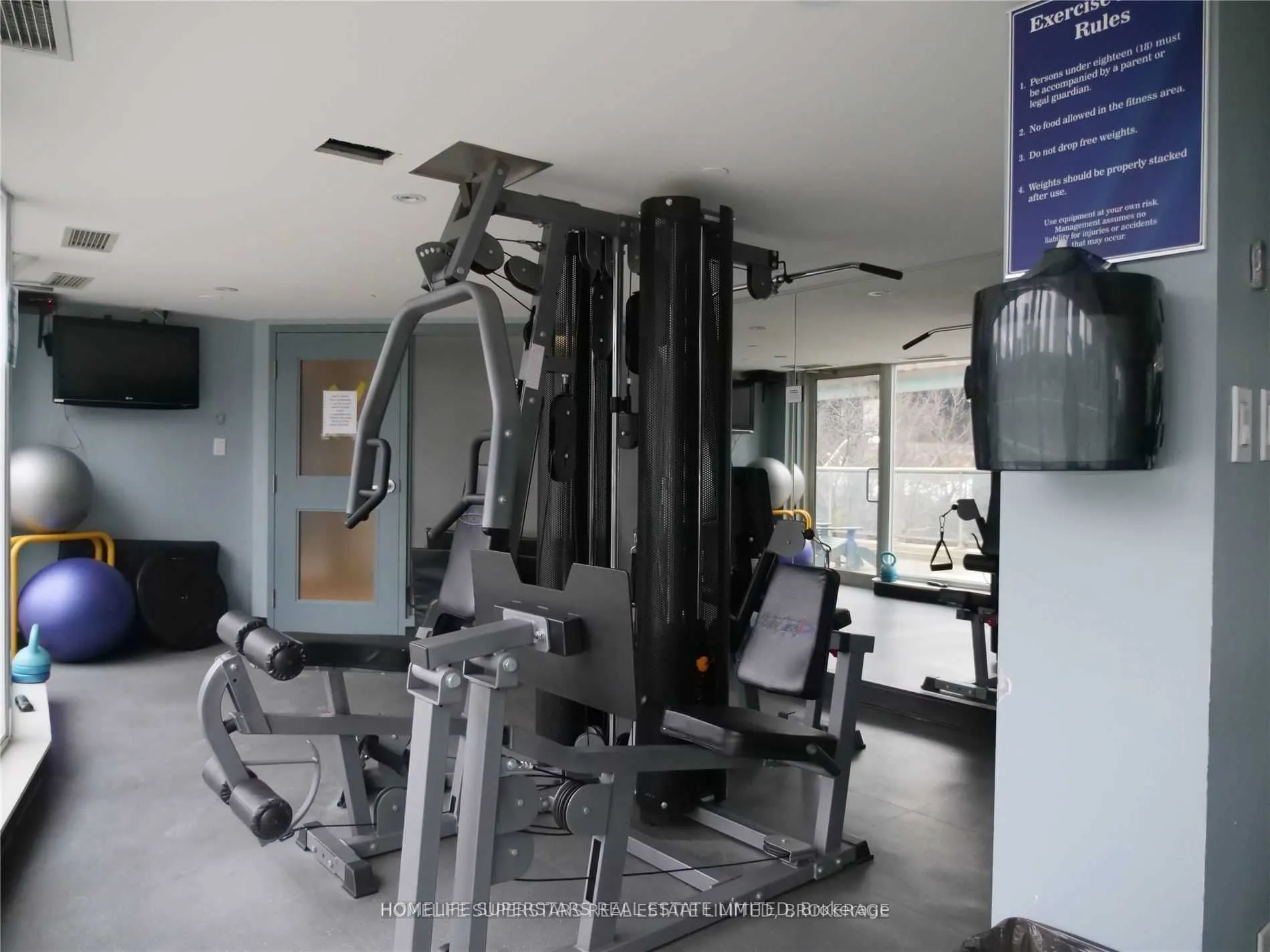 550 Queens Quay W, #708