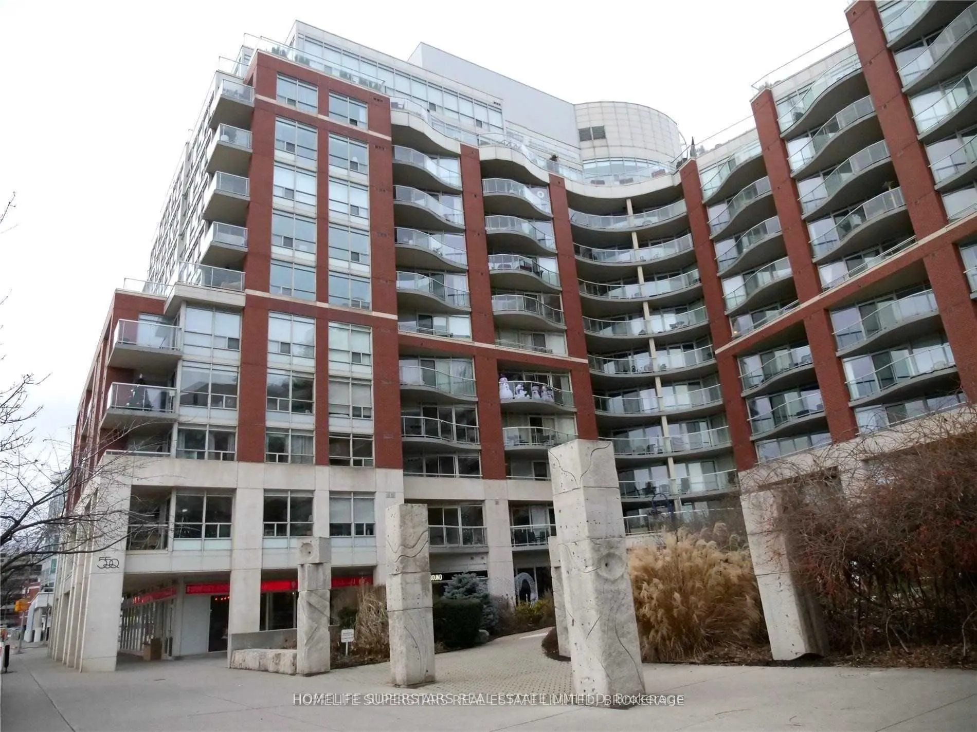 550 Queens Quay W, #708