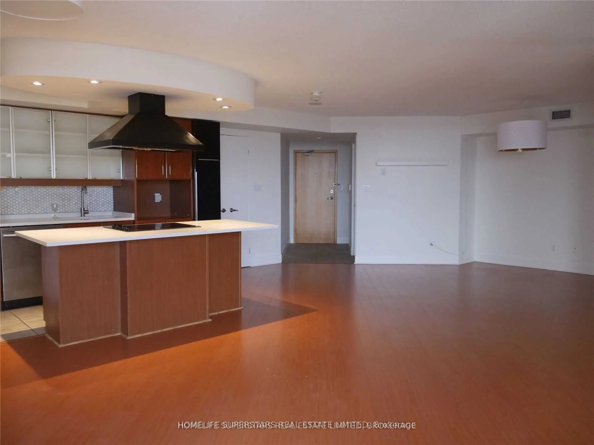 550 Queens Quay W, #708