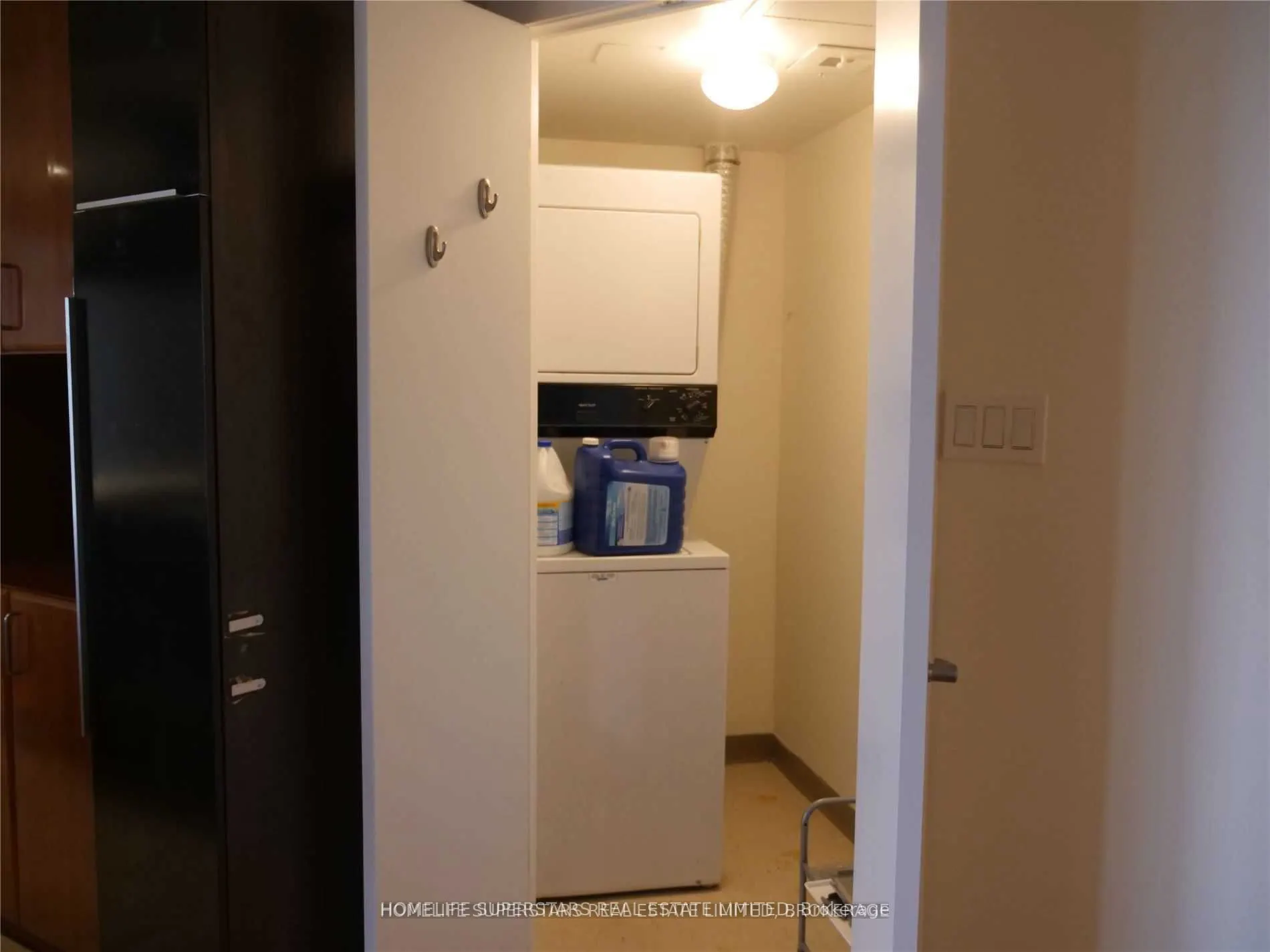 550 Queens Quay W, #708