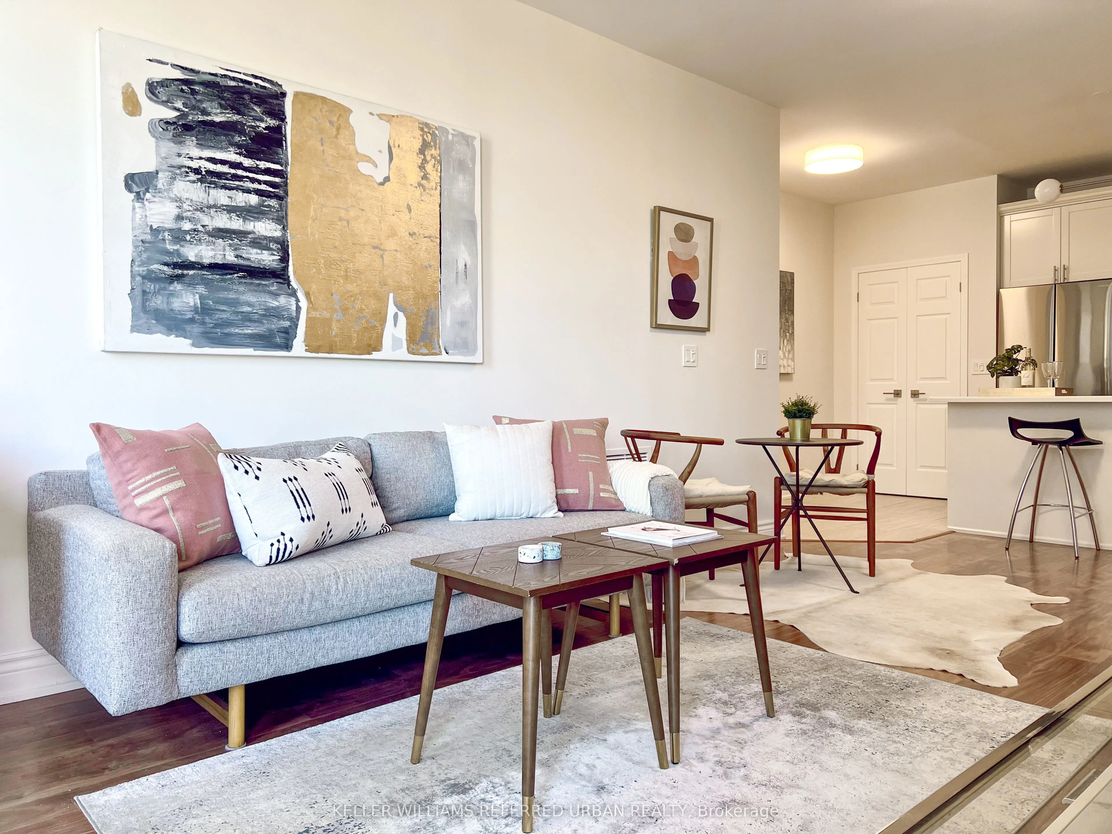 980 Yonge Street, #406