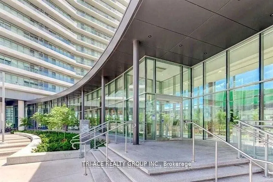 113 Mcmahon Drive, #Th05