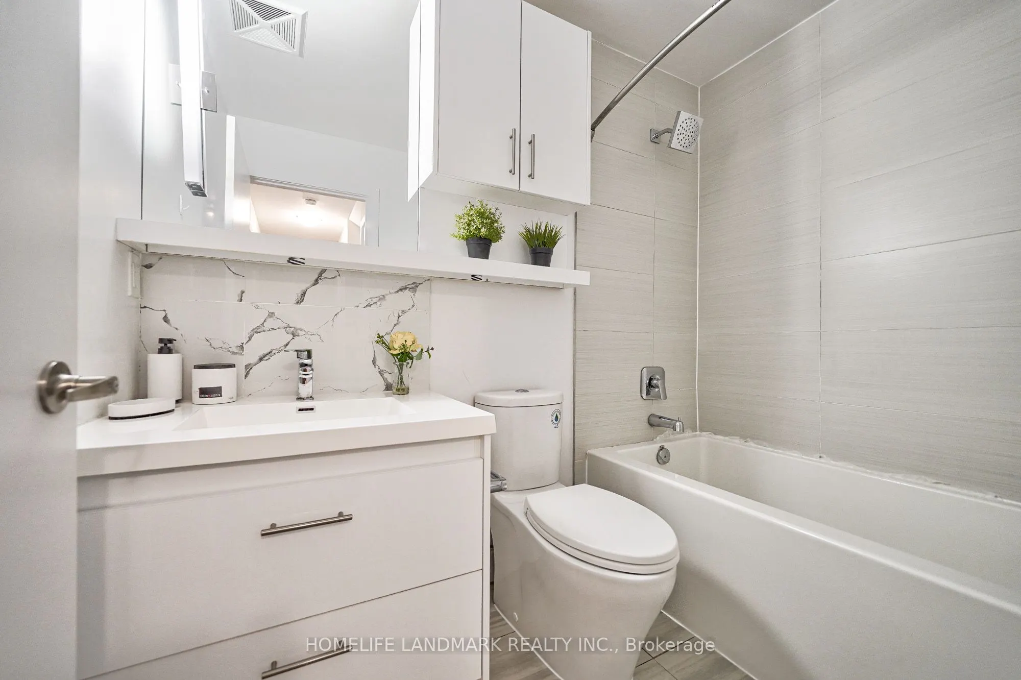 128 Fairview Mall Drive, #107