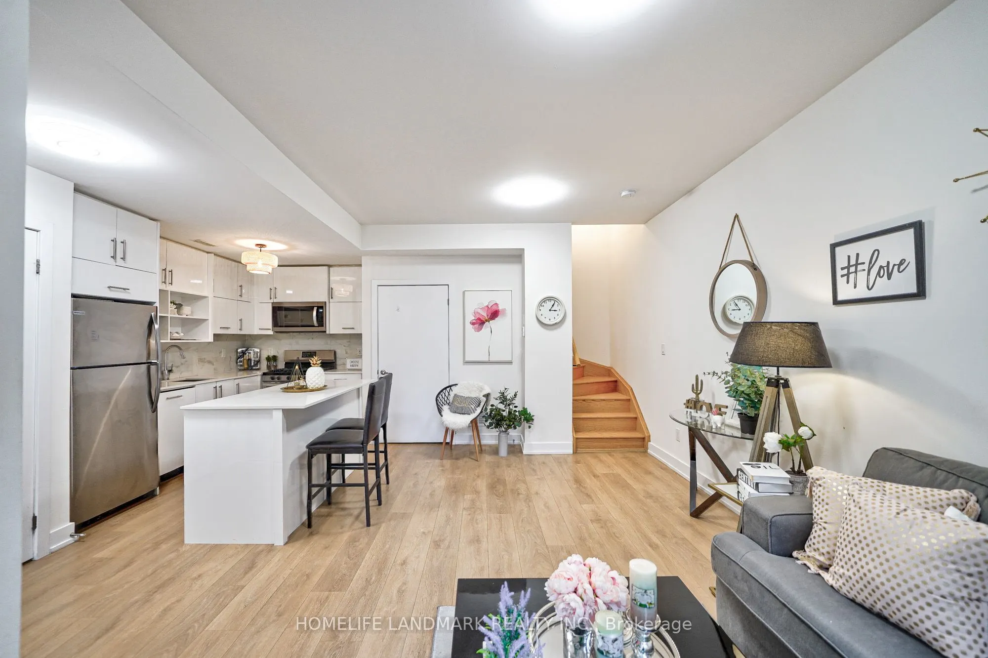 128 Fairview Mall Drive, #107