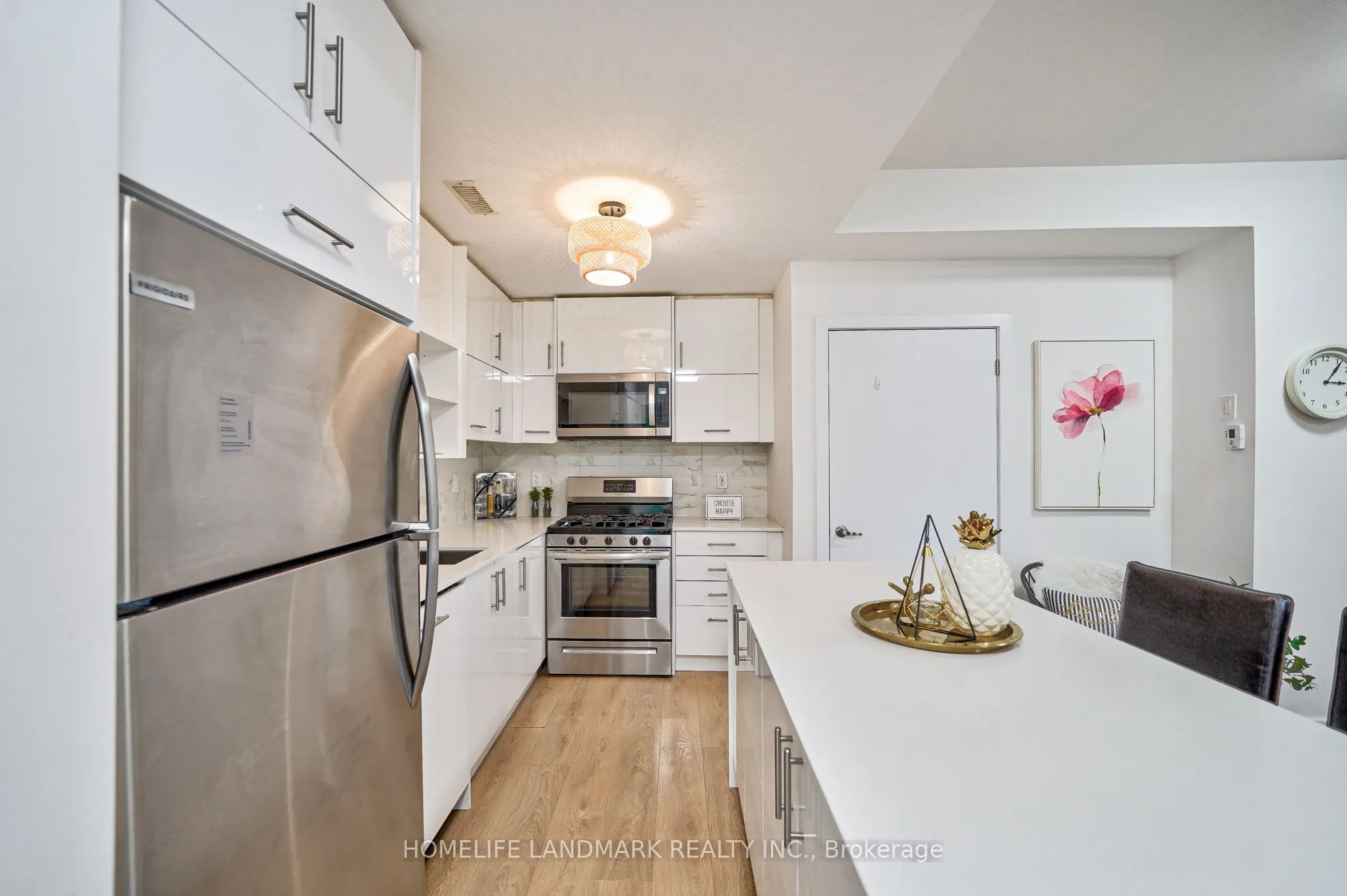 128 Fairview Mall Drive, #107
