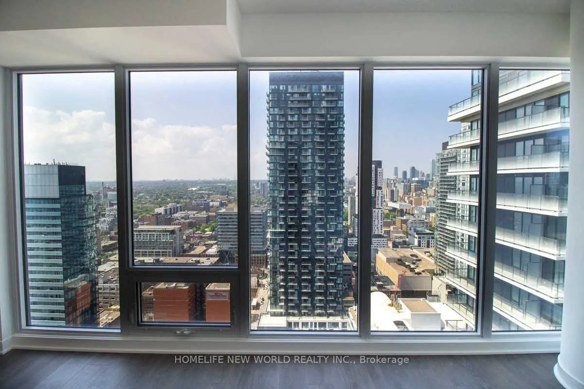 115 Blue Jays Way, #4111