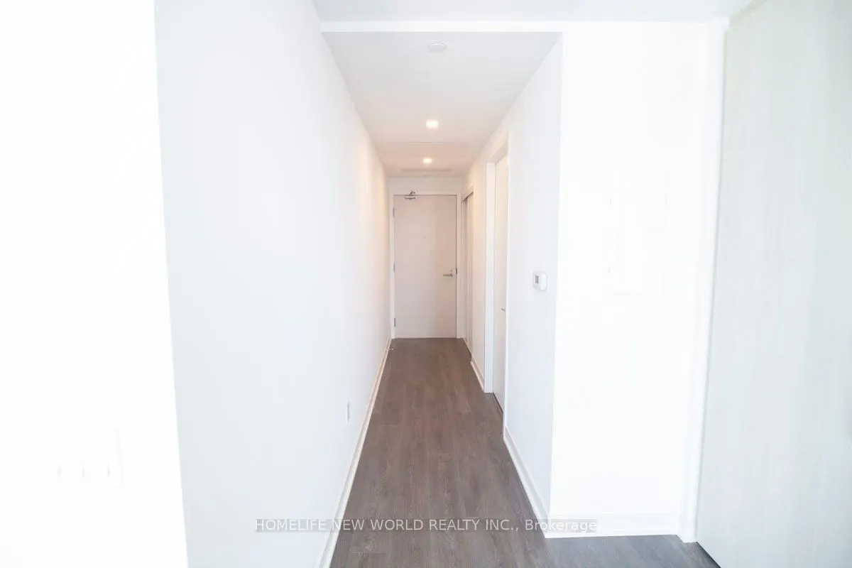 115 Blue Jays Way, #4111