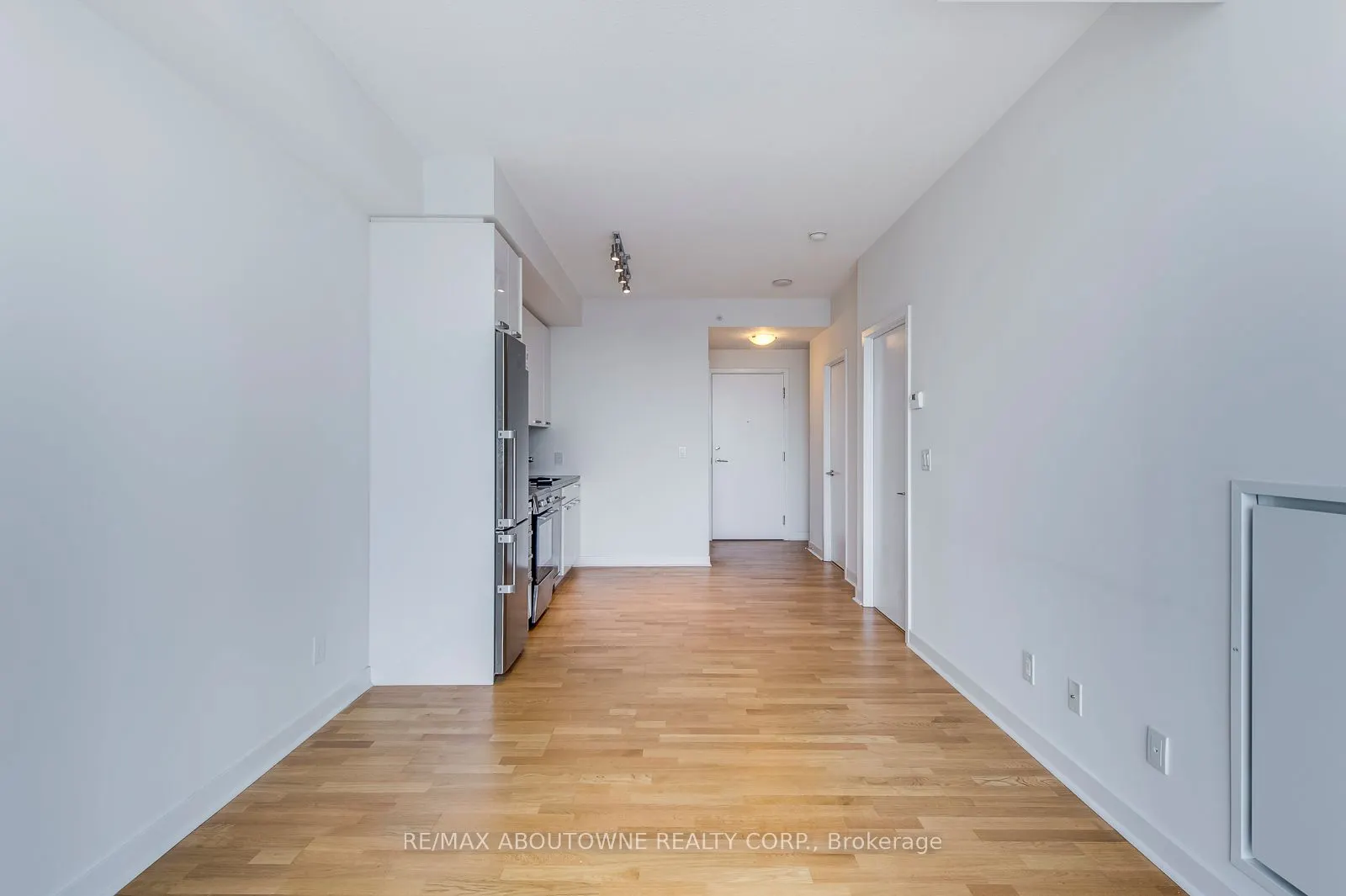 295 Adelaide Street W, #3003