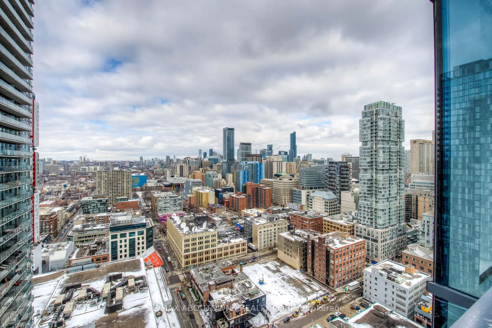 295 Adelaide Street W, #3003