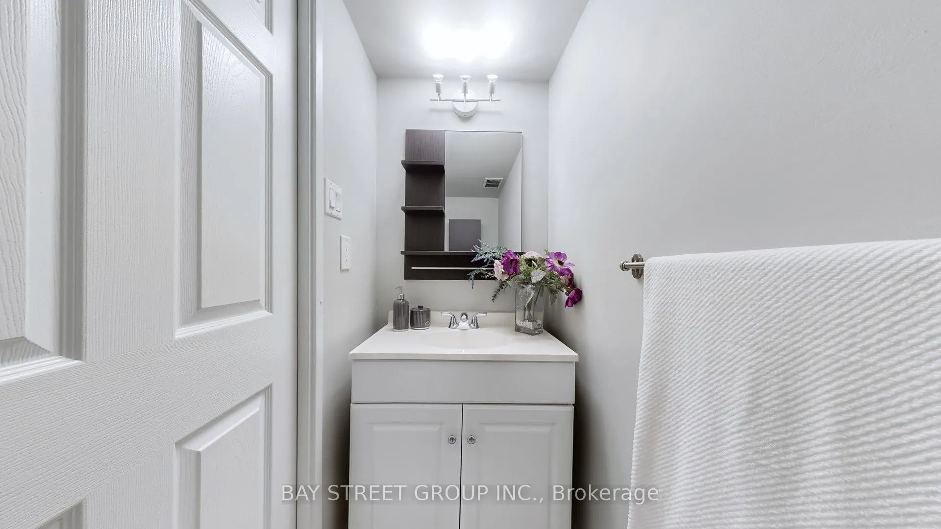 45 Sunrise Avenue, #711