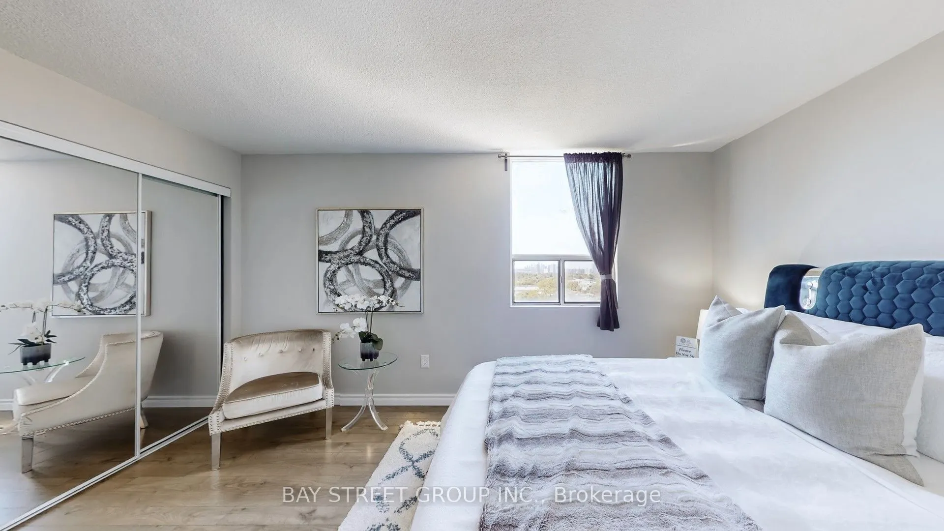 45 Sunrise Avenue, #711