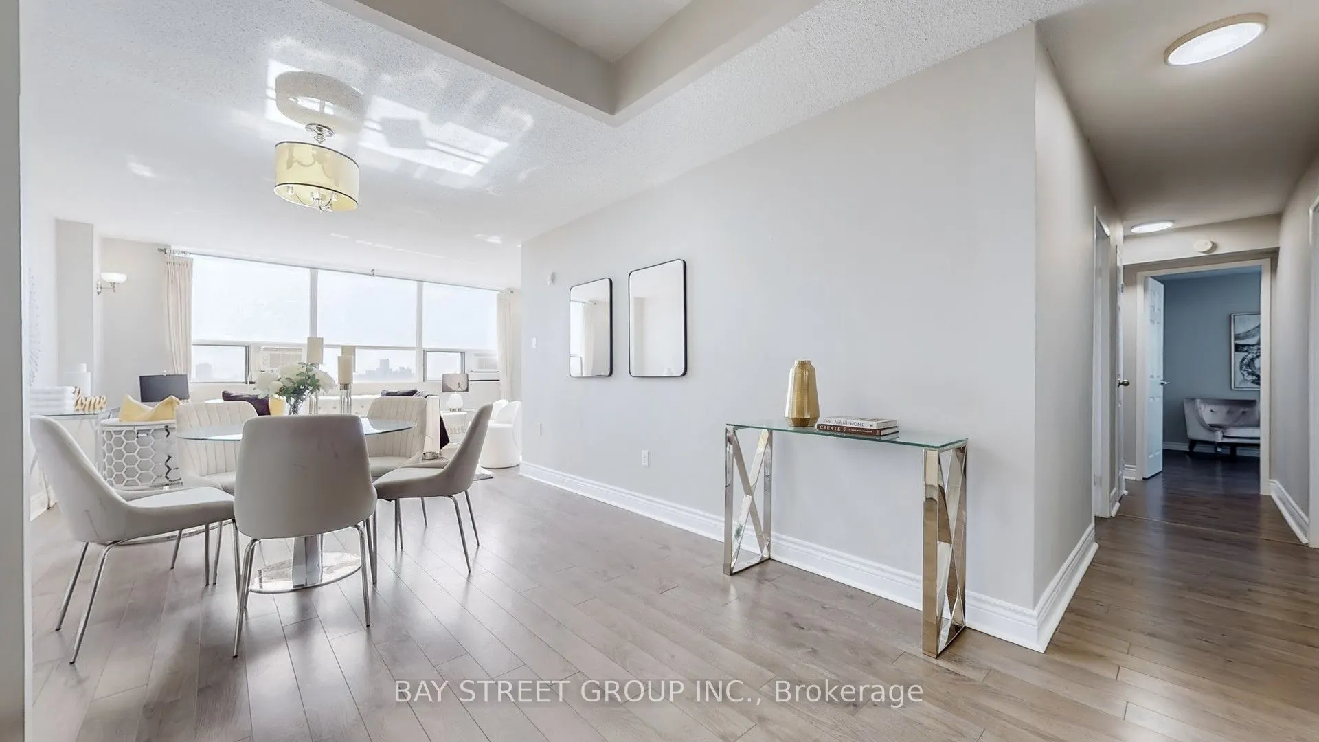 45 Sunrise Avenue, #711