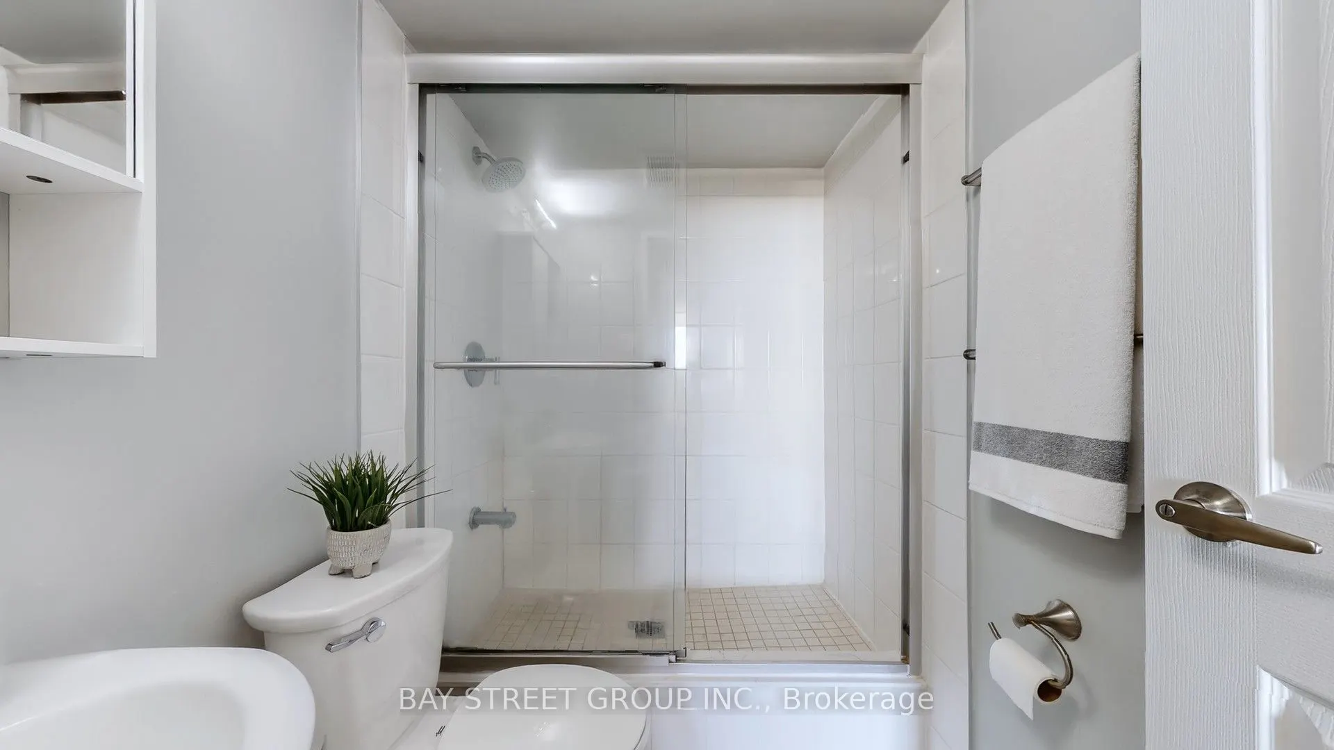 45 Sunrise Avenue, #711