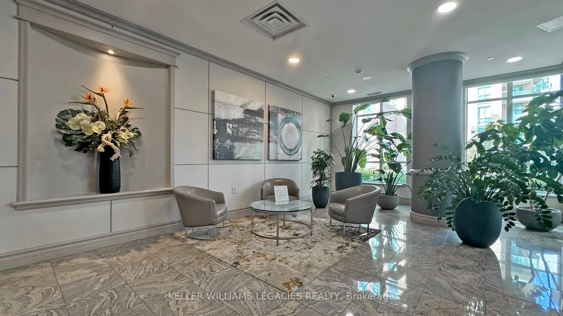 28 Olive Avenue, #LPH01