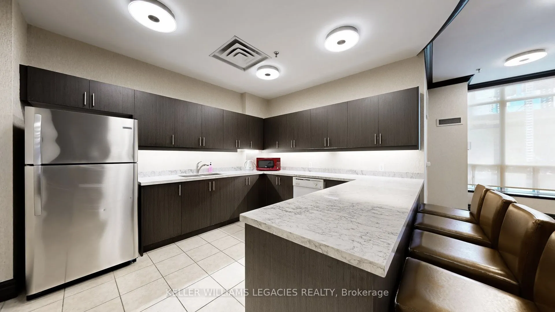 28 Olive Avenue, #LPH01