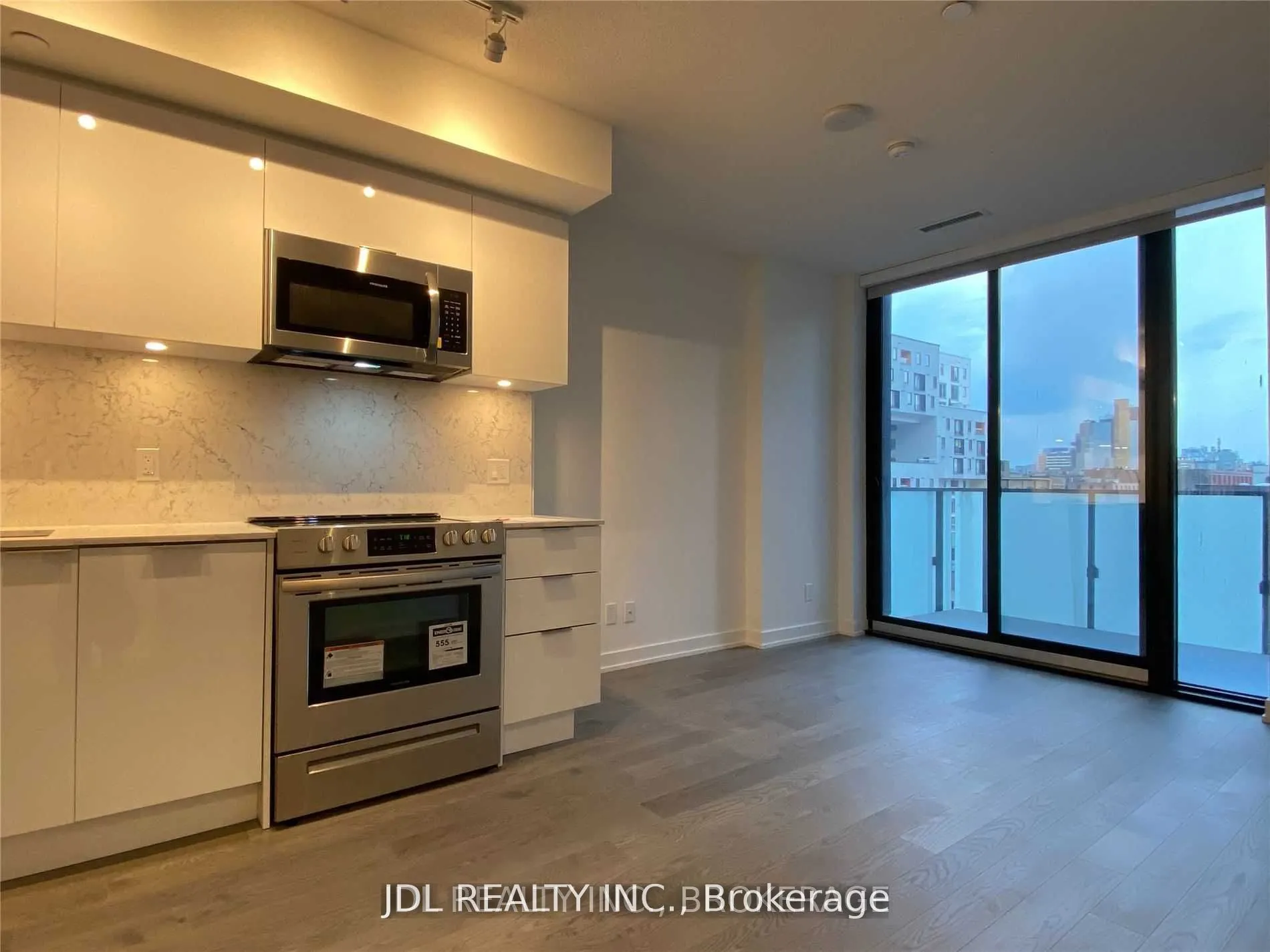 25 Richmond Street E, #403