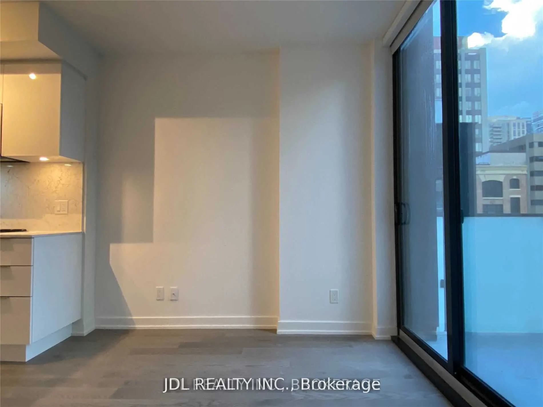 25 Richmond Street E, #403