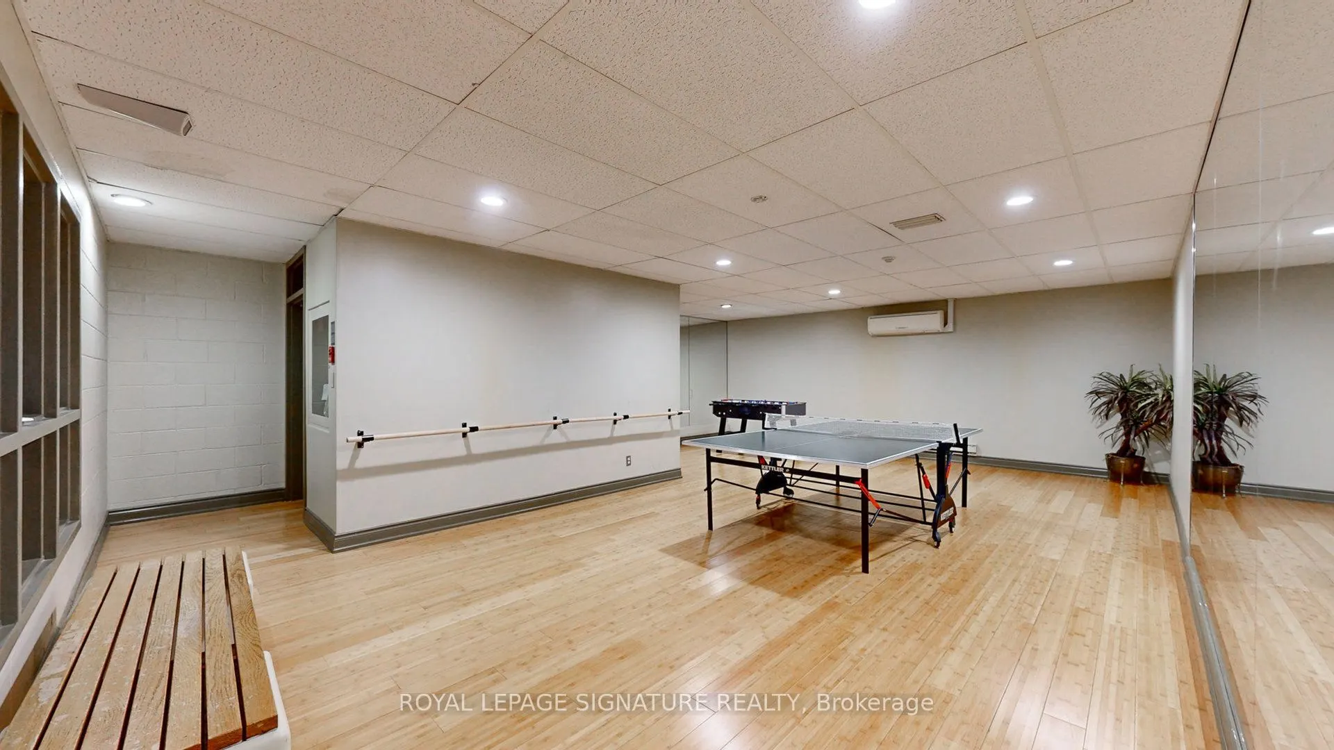 33 Harbour Square, #2816