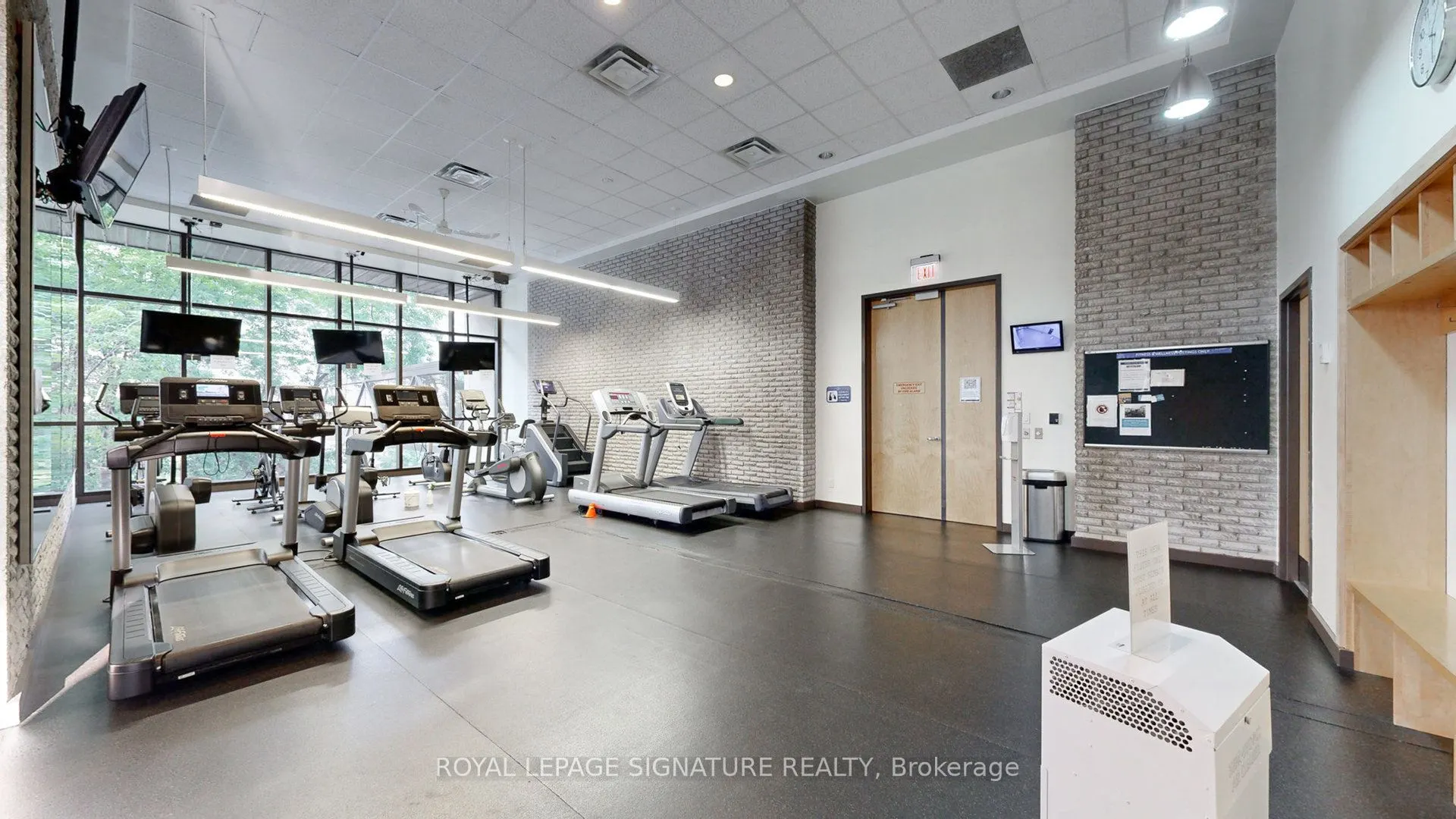 33 Harbour Square, #2816