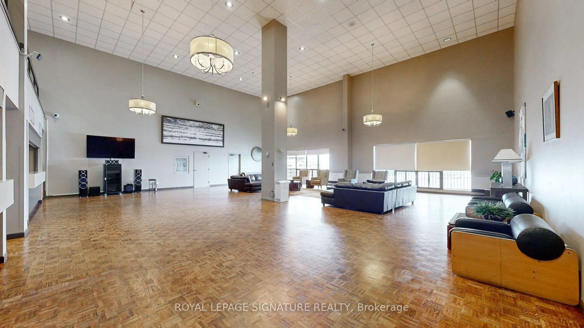 33 Harbour Square, #2816
