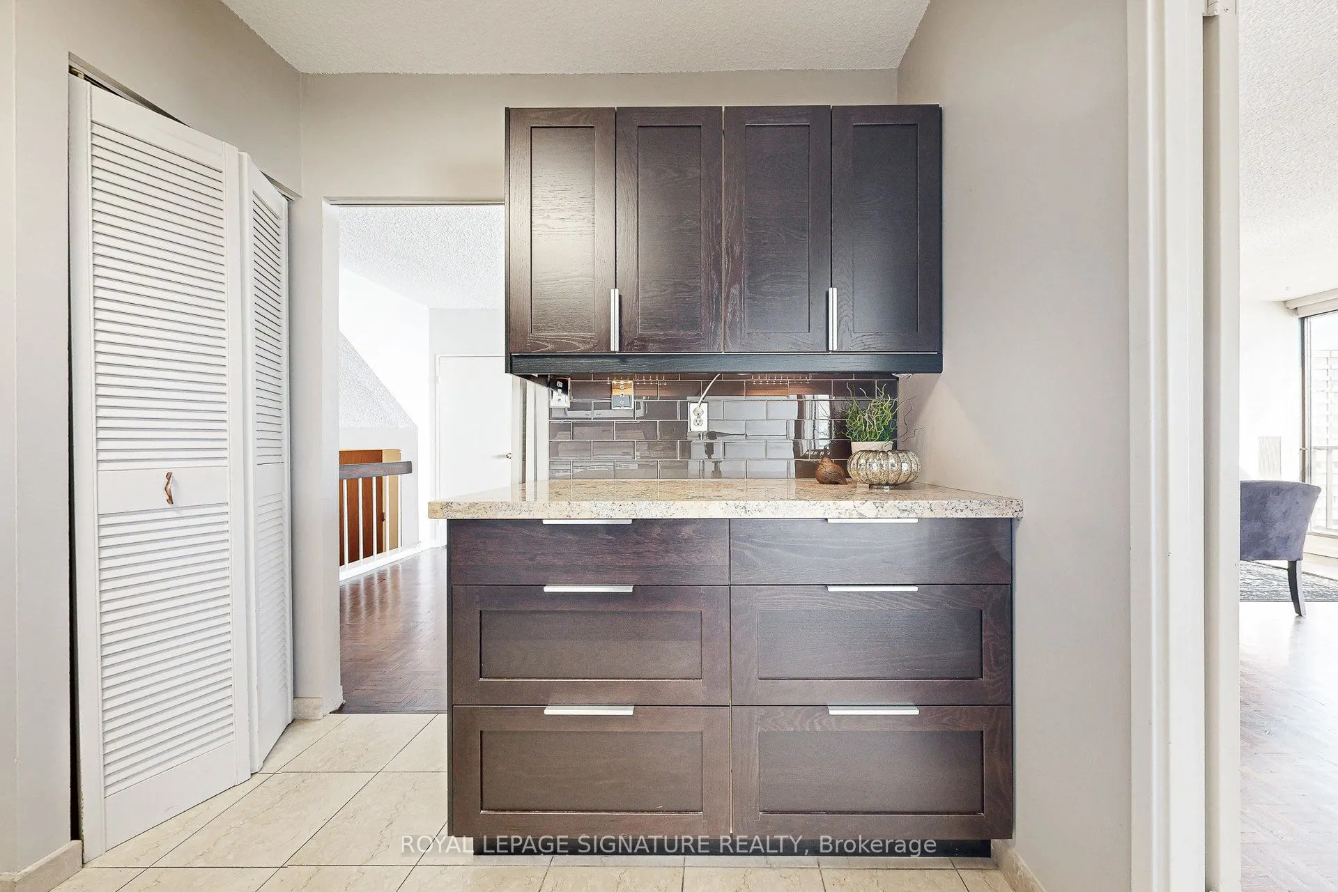 33 Harbour Square, #2816