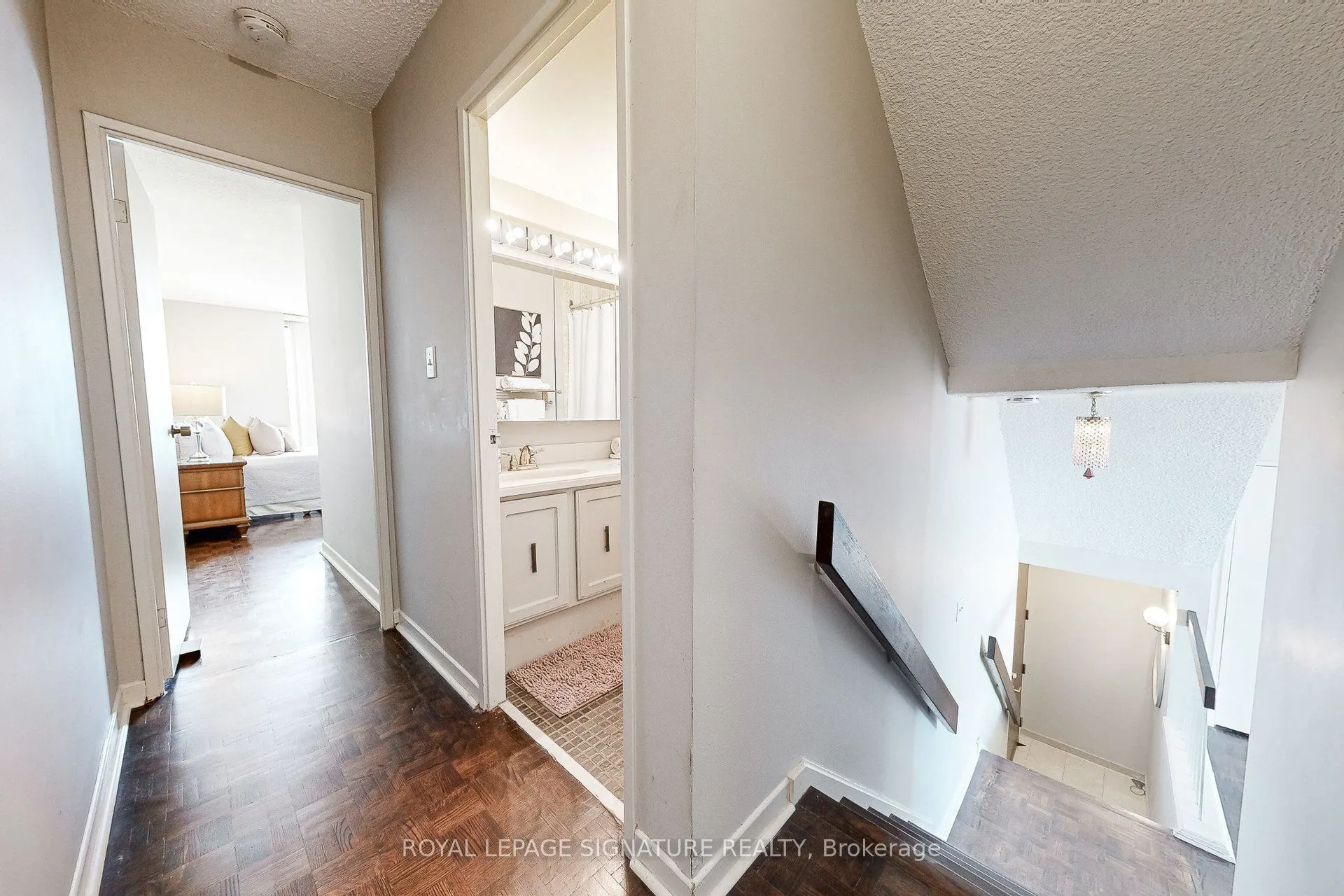 33 Harbour Square, #2816