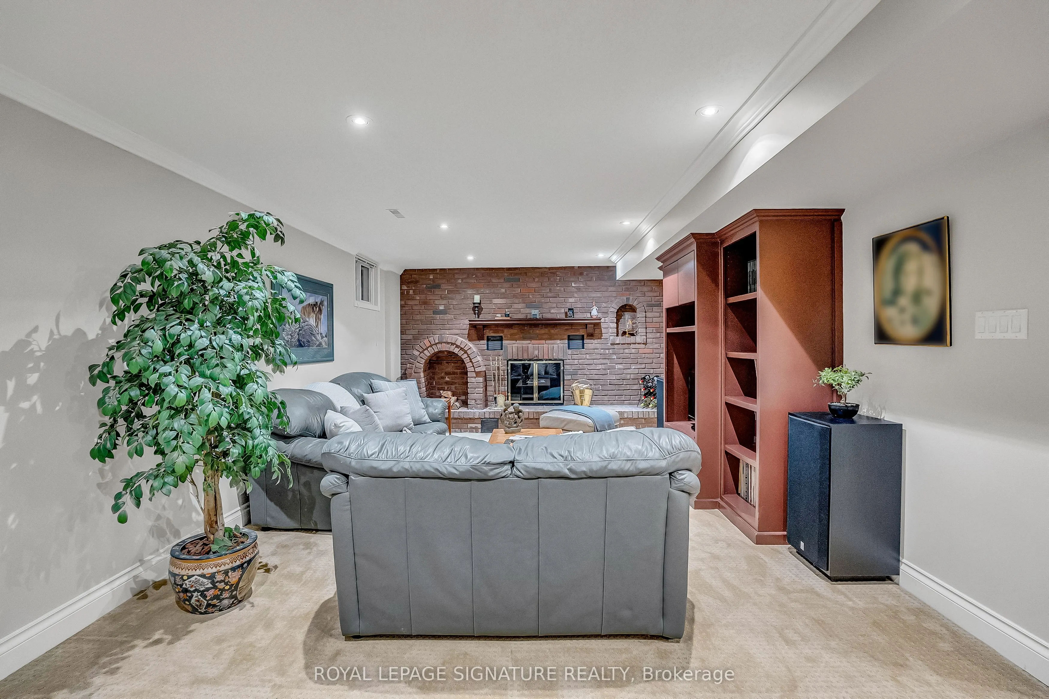 18 Mistflower Road
