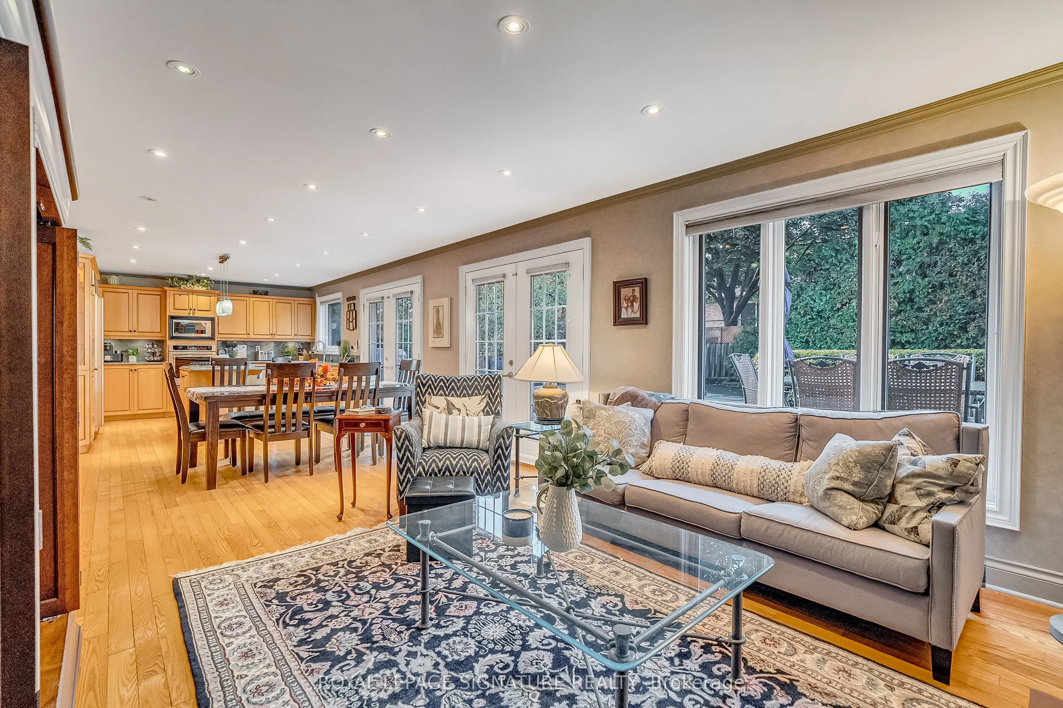 18 Mistflower Road