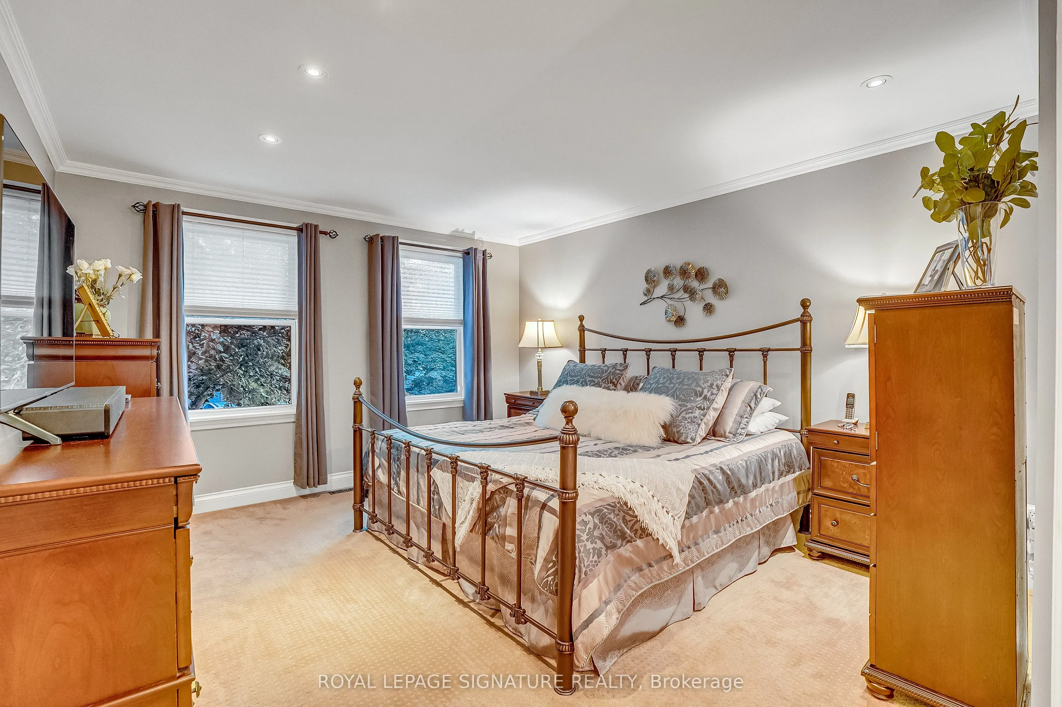 18 Mistflower Road