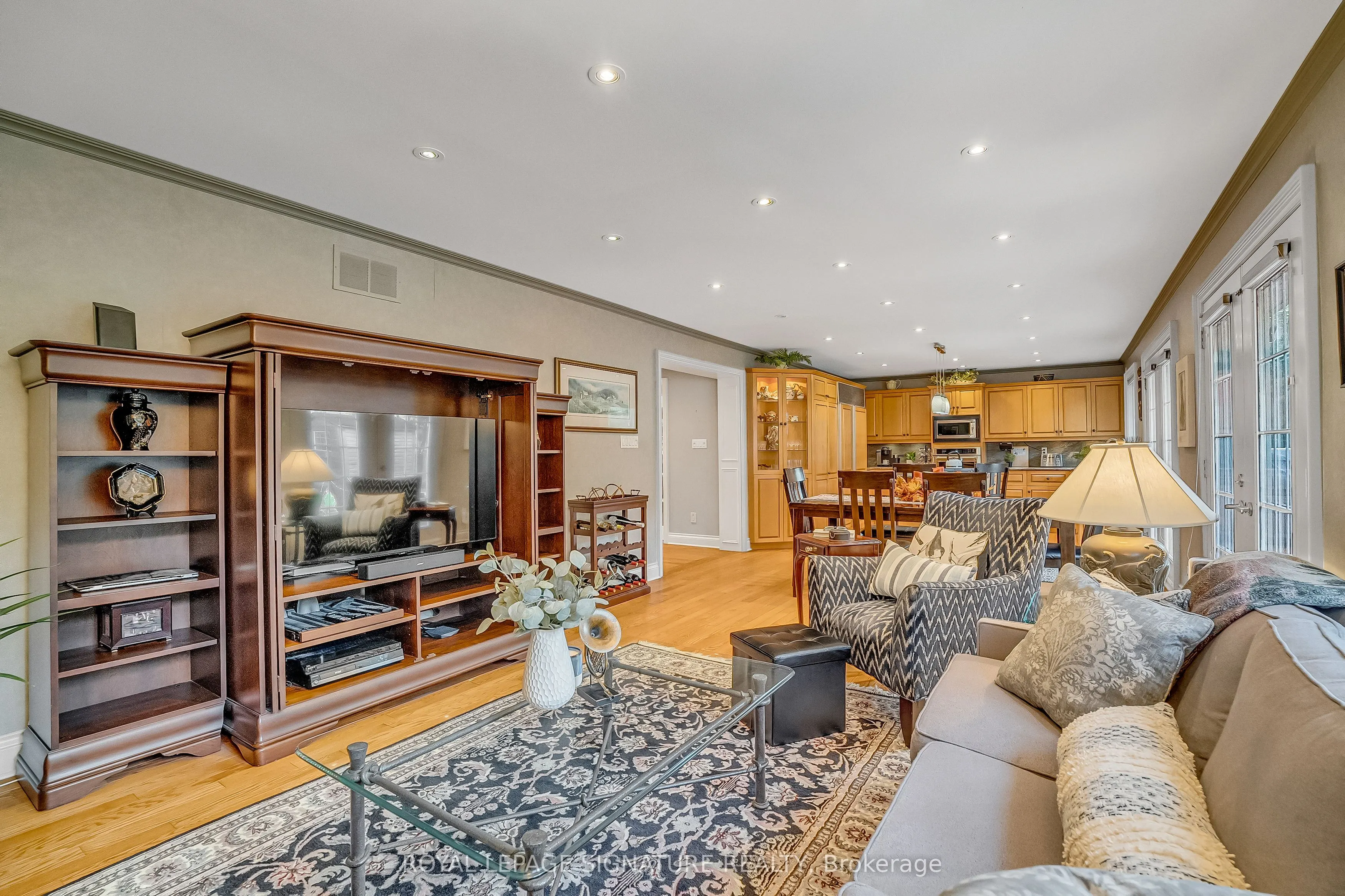 18 Mistflower Road