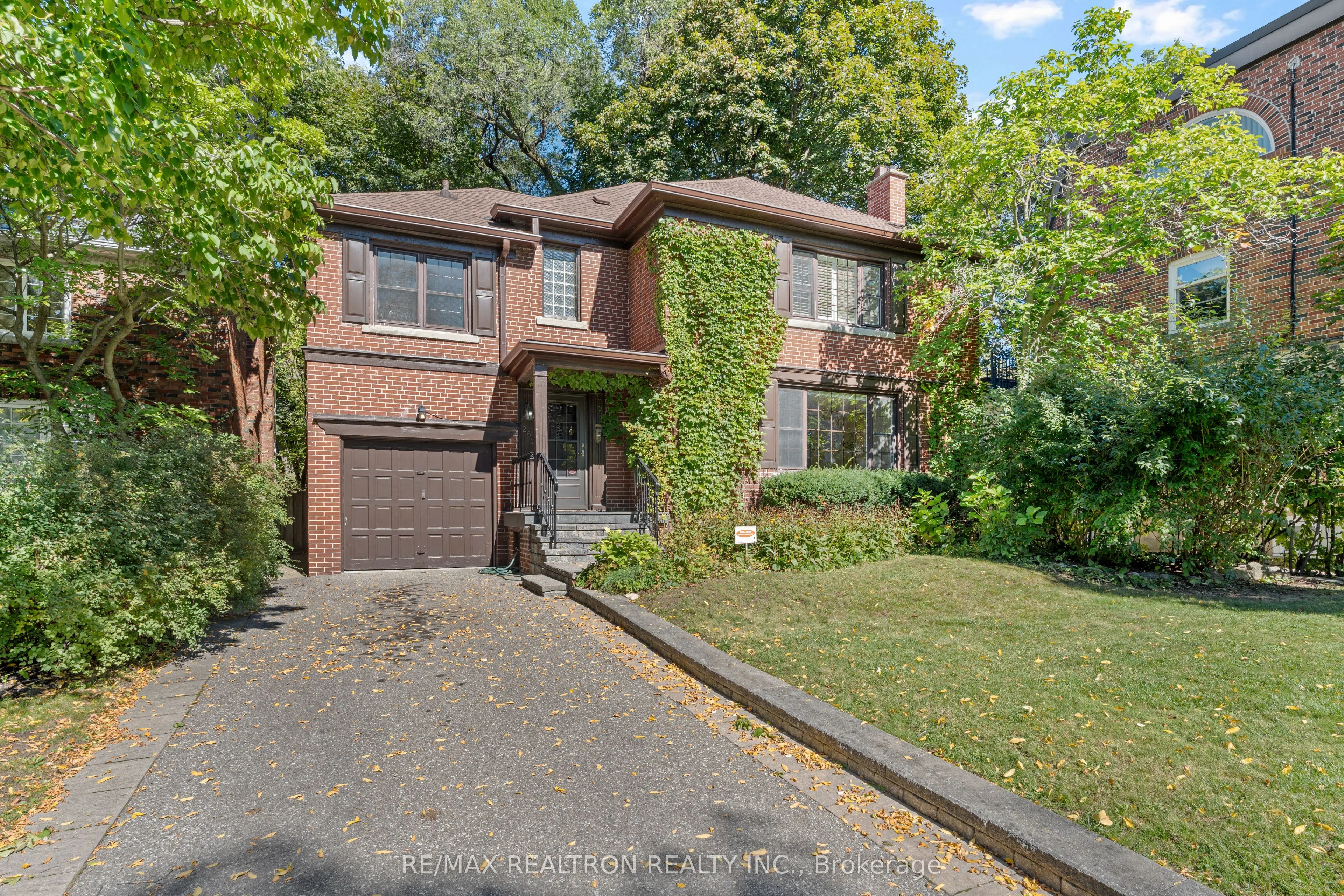 261 Old Forest Hill Road