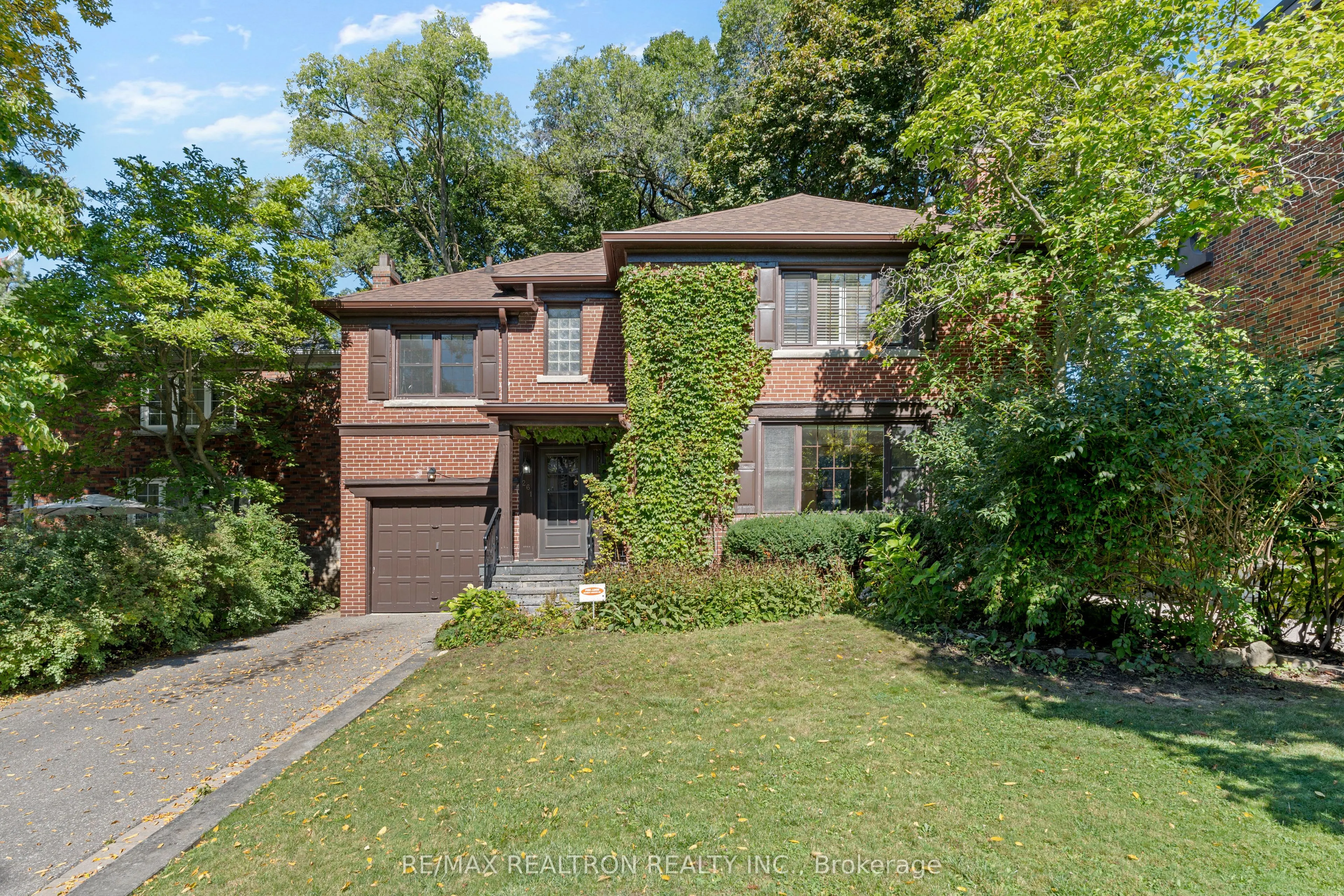 261 Old Forest Hill Road