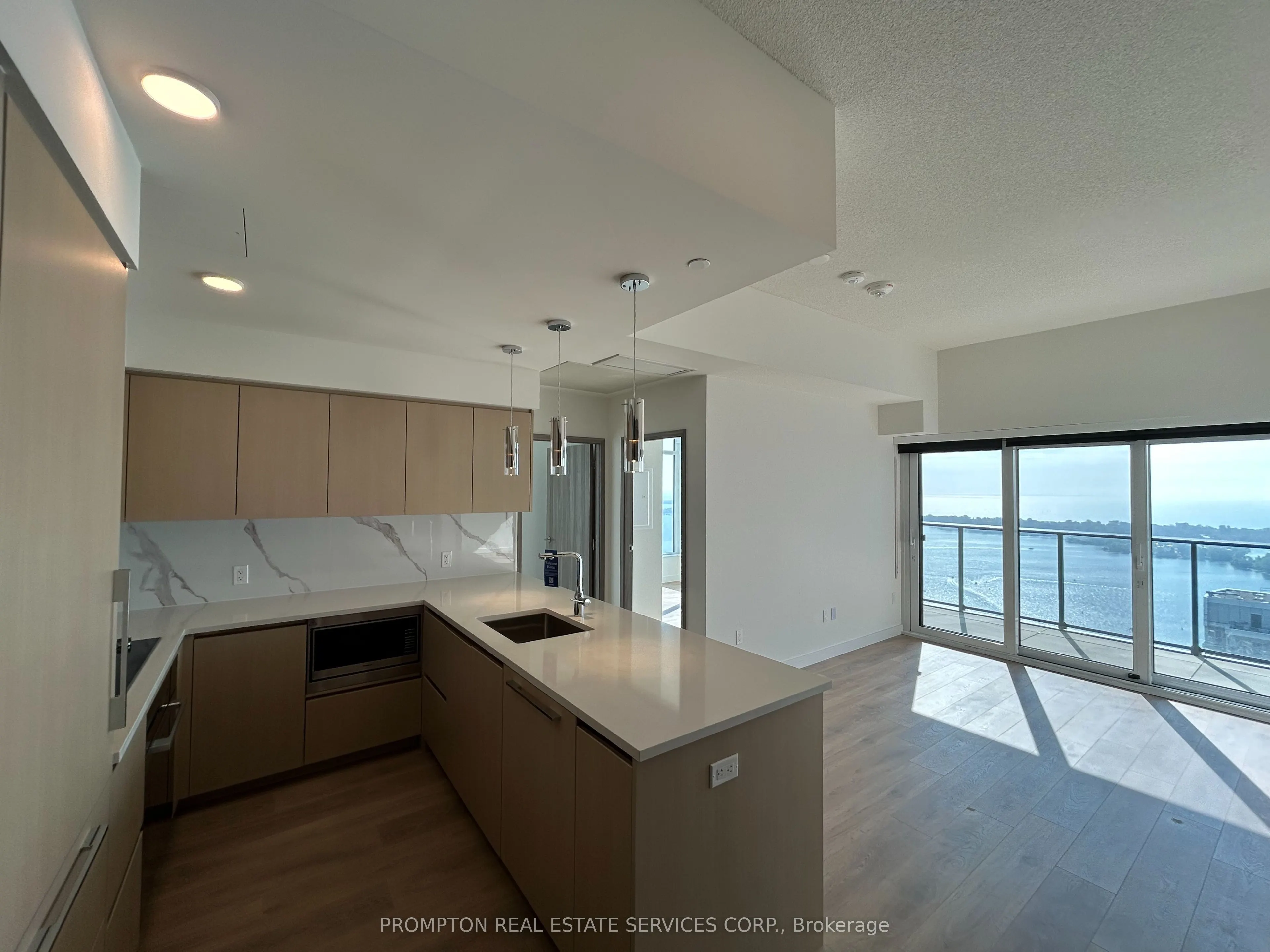 3 Concord Cityplace Way, #6106