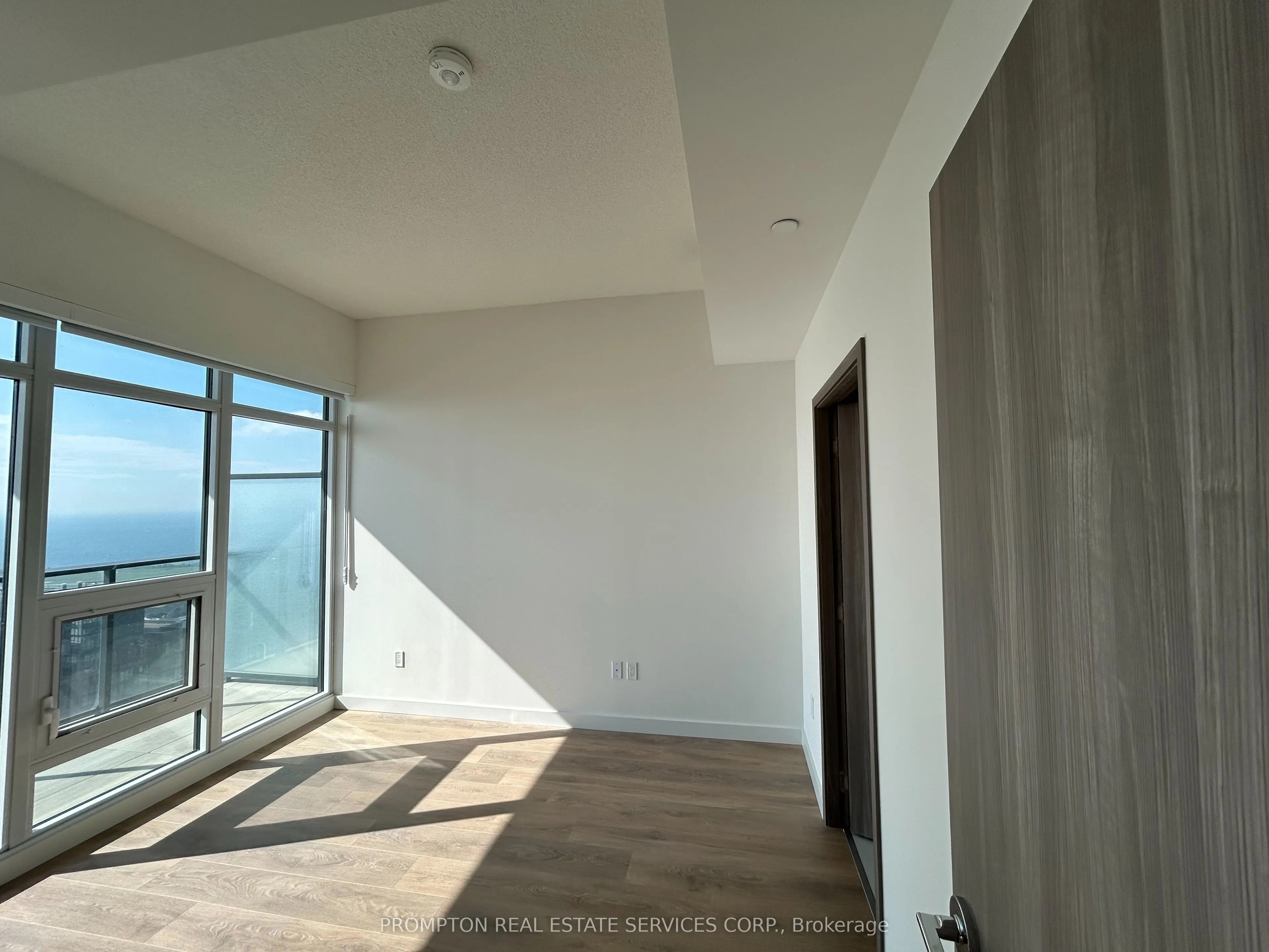 3 Concord Cityplace Way, #6106