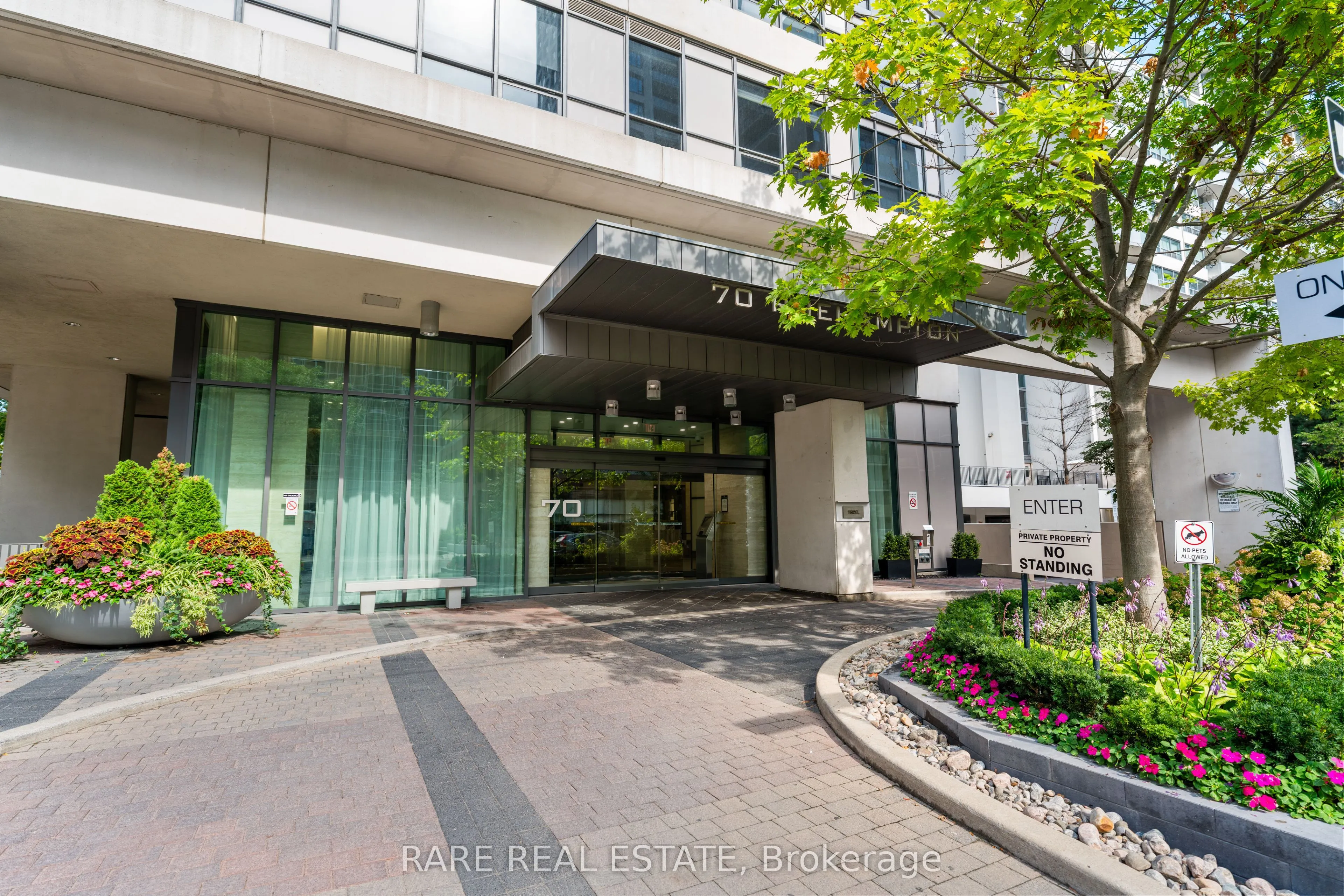 70 Roehampton Avenue, #715