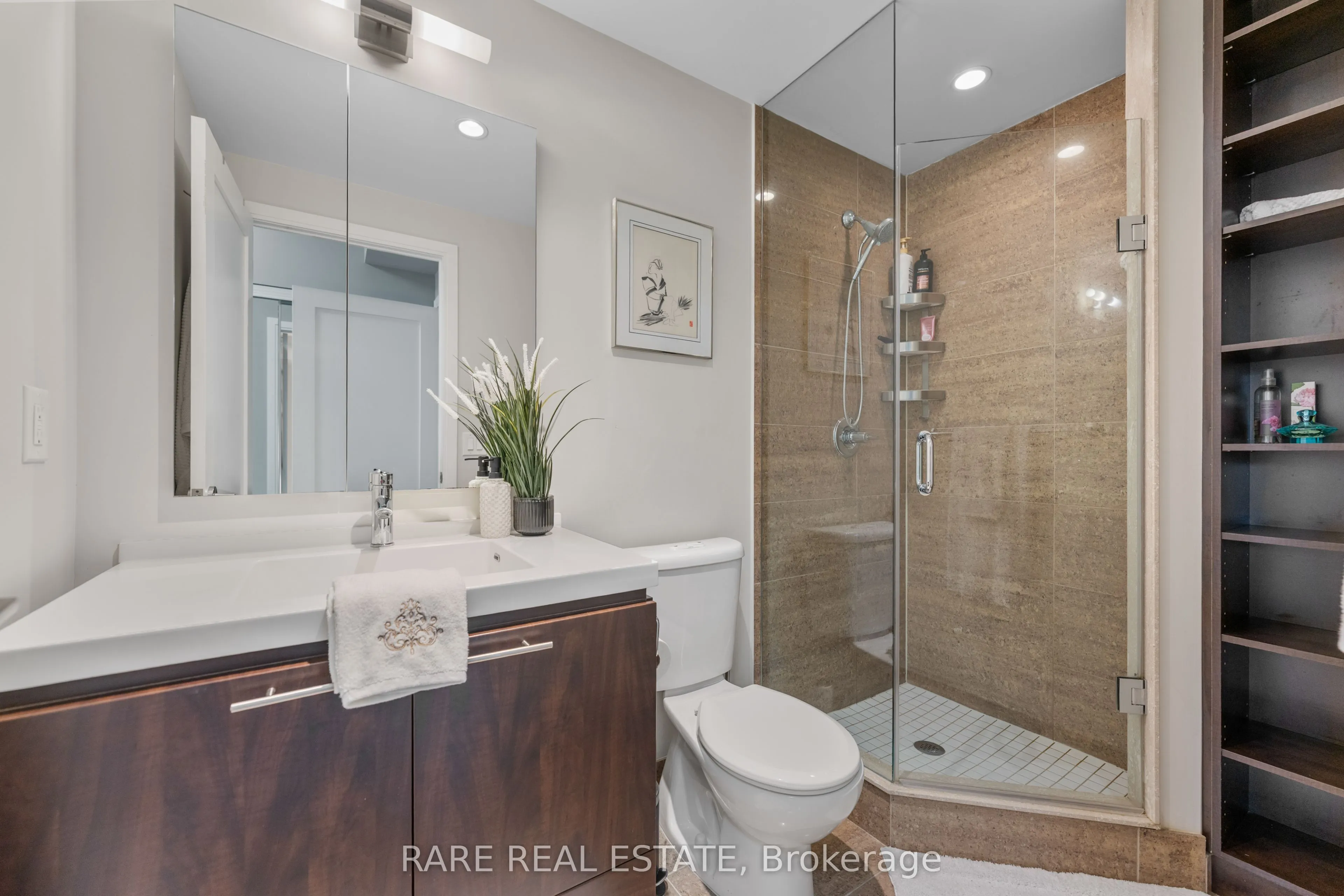 70 Roehampton Avenue, #715