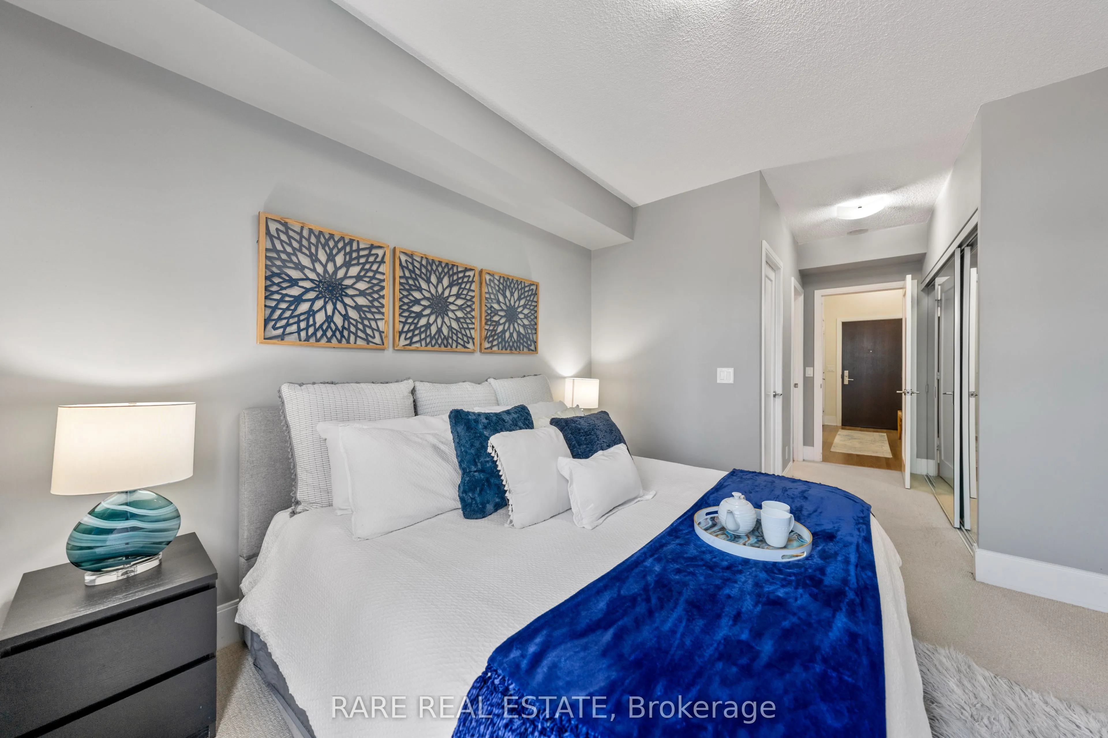 70 Roehampton Avenue, #715