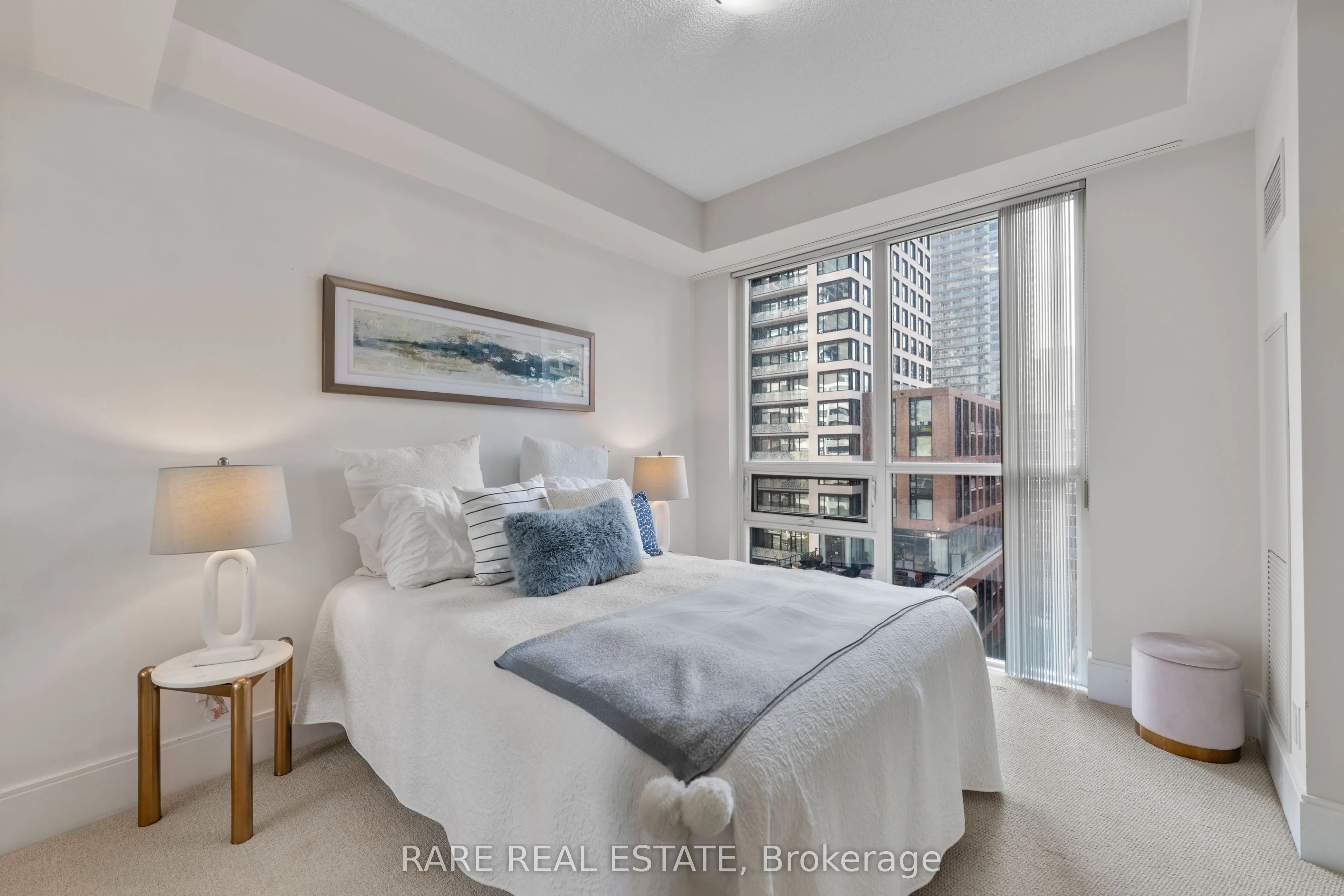 70 Roehampton Avenue, #715