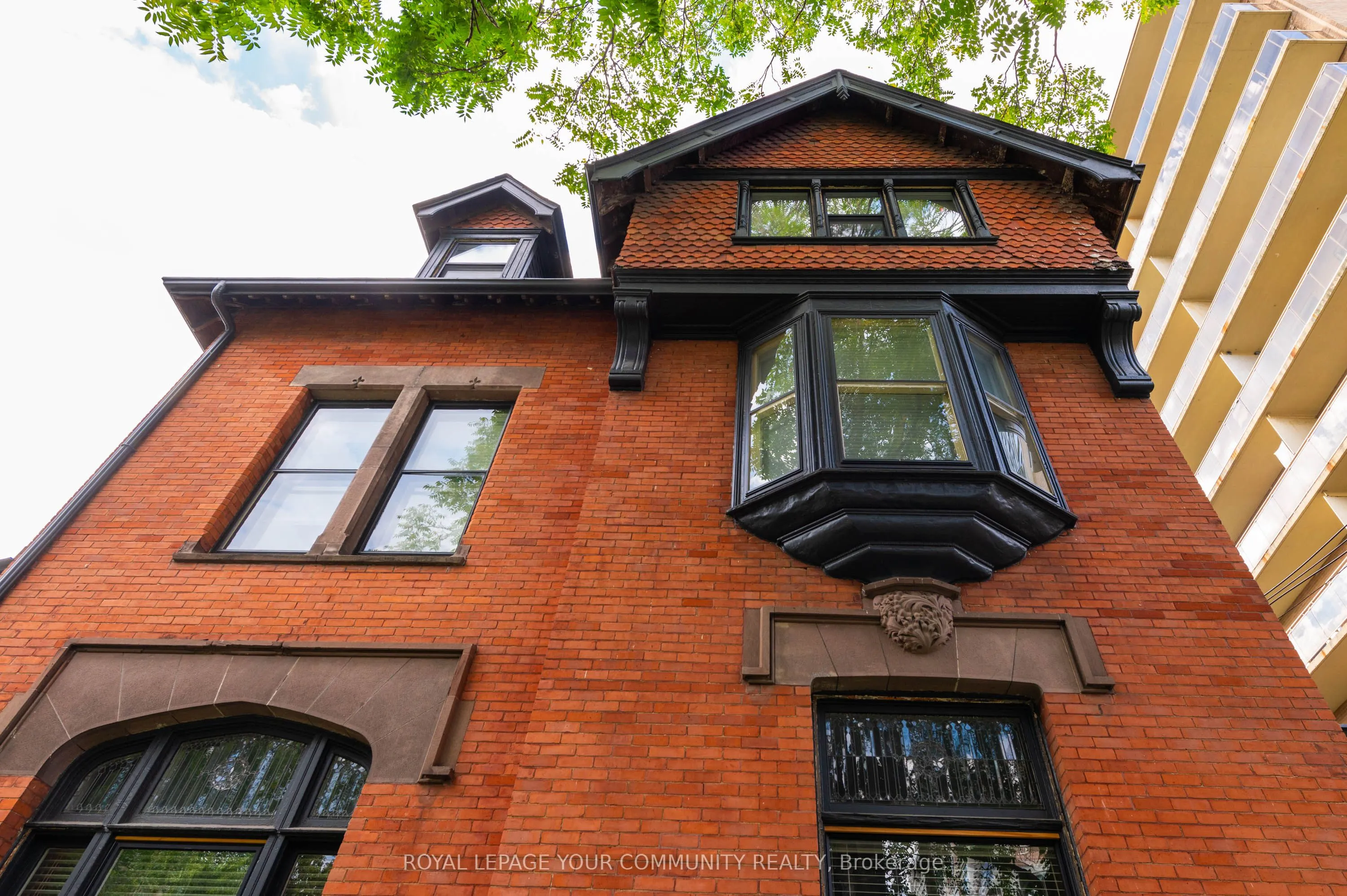 204 St. George Street, #109
