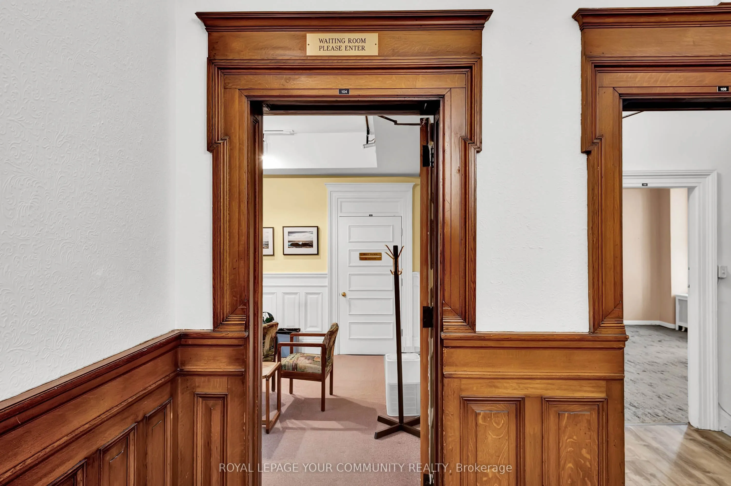 204 St. George Street, #109