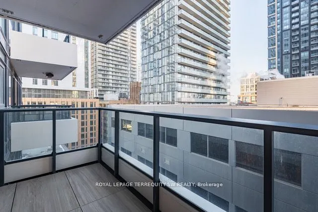 38 Widmer Street, #1508