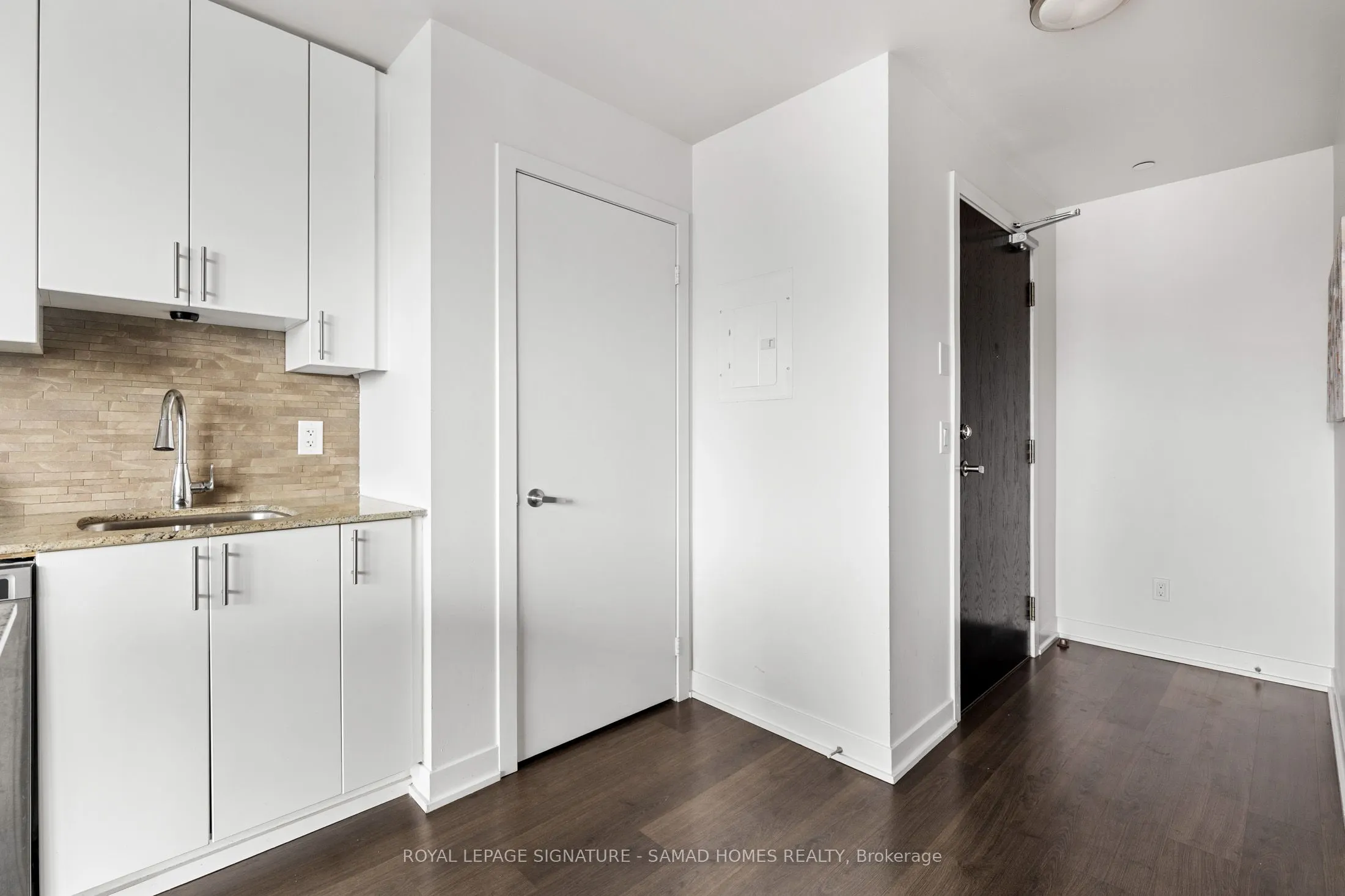 225 Sackville Street, #2401