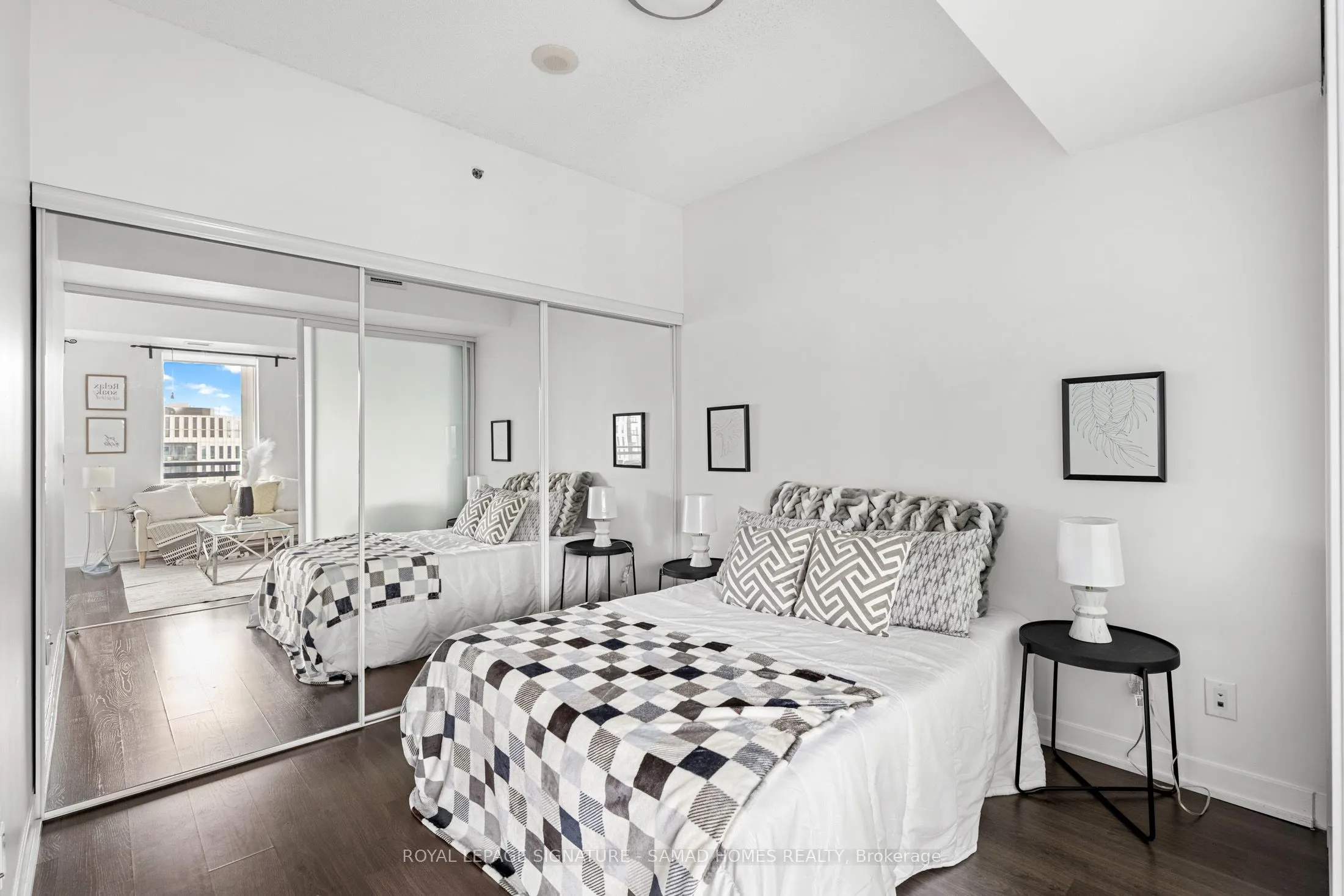 225 Sackville Street, #2401