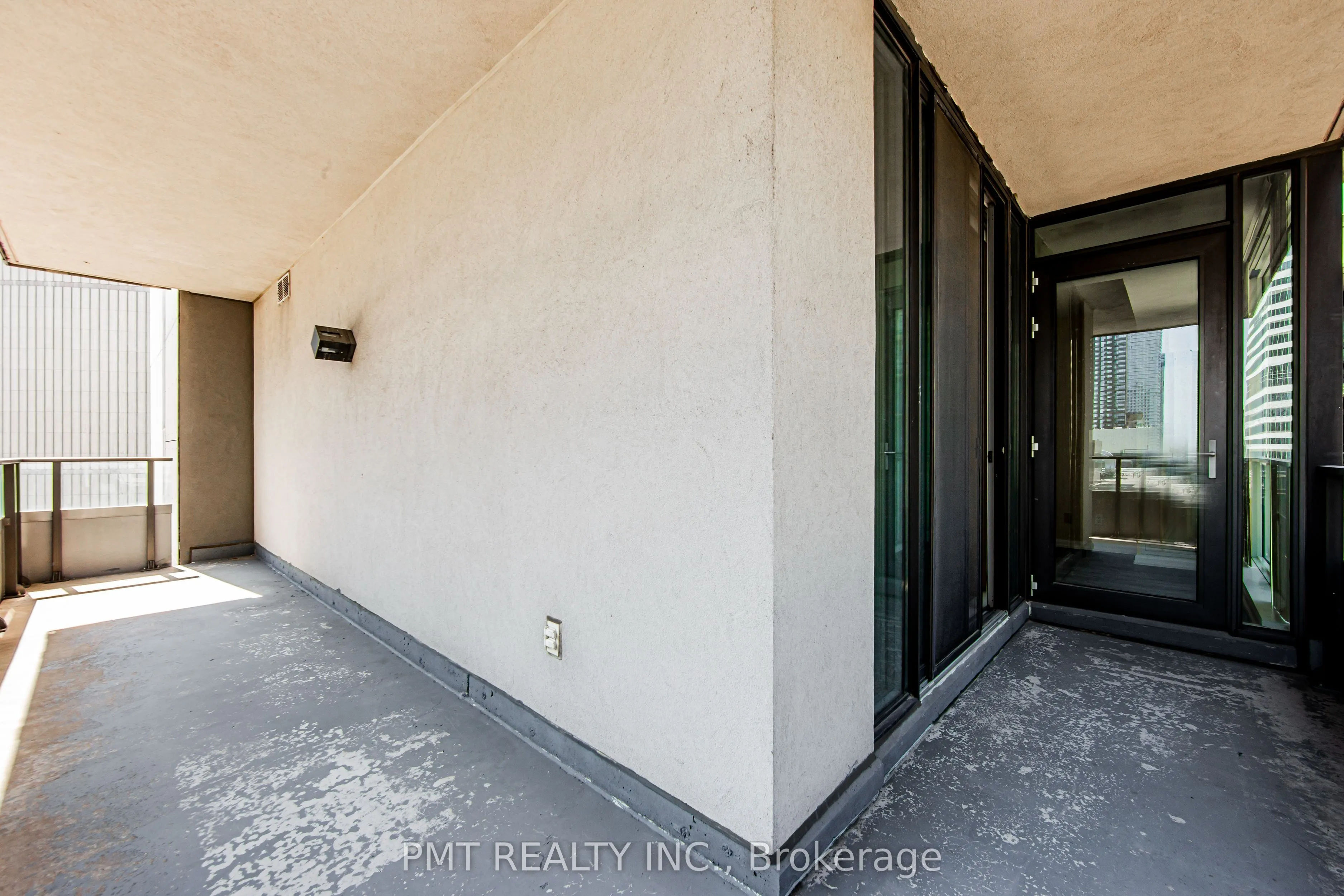 111 Elizabeth Street, #1705